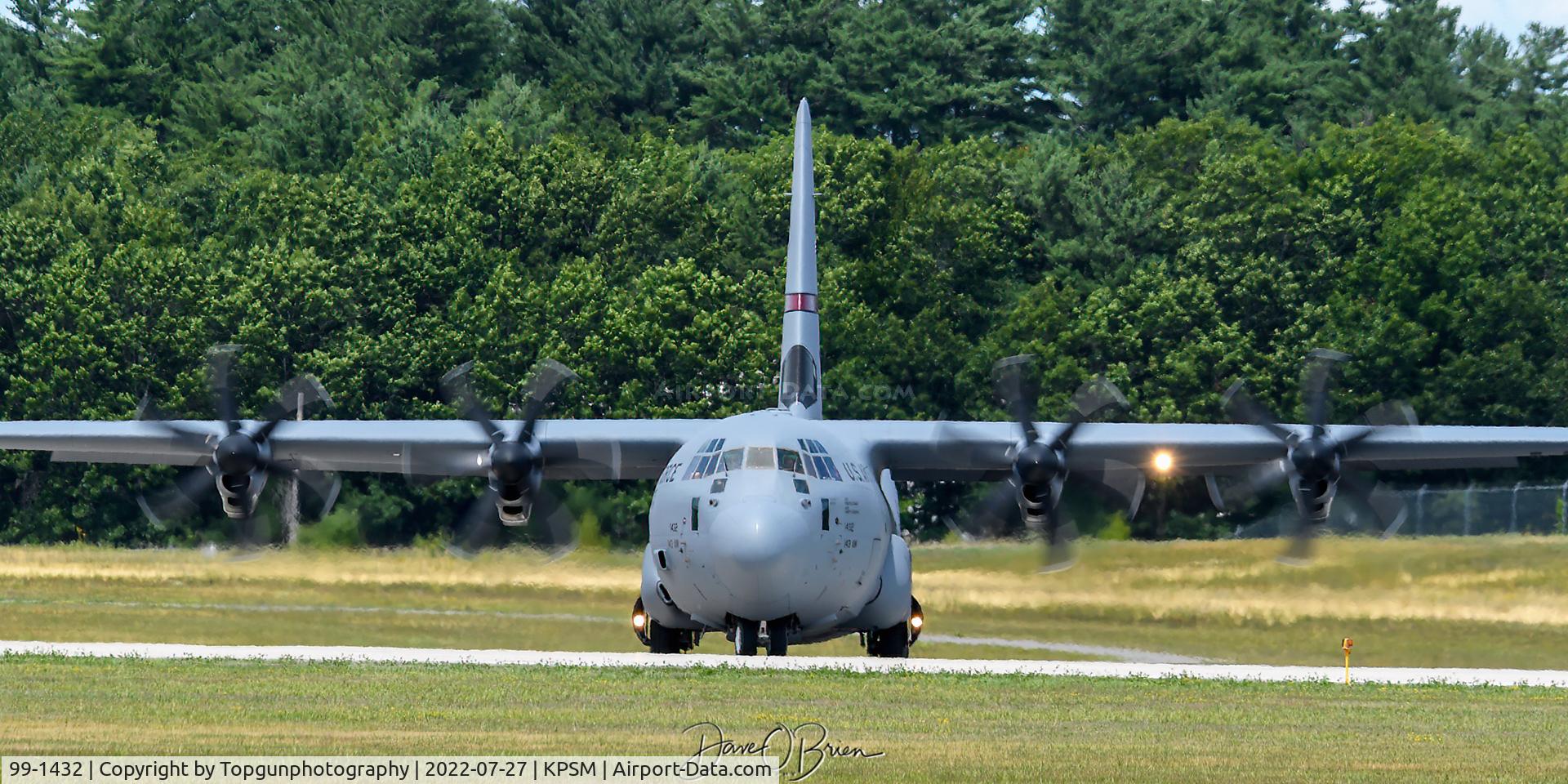 99-1432, 1999 Lockheed Martin C-130J-30 Super Hercules C/N 382-5518, RHODY32 taking the active RW16