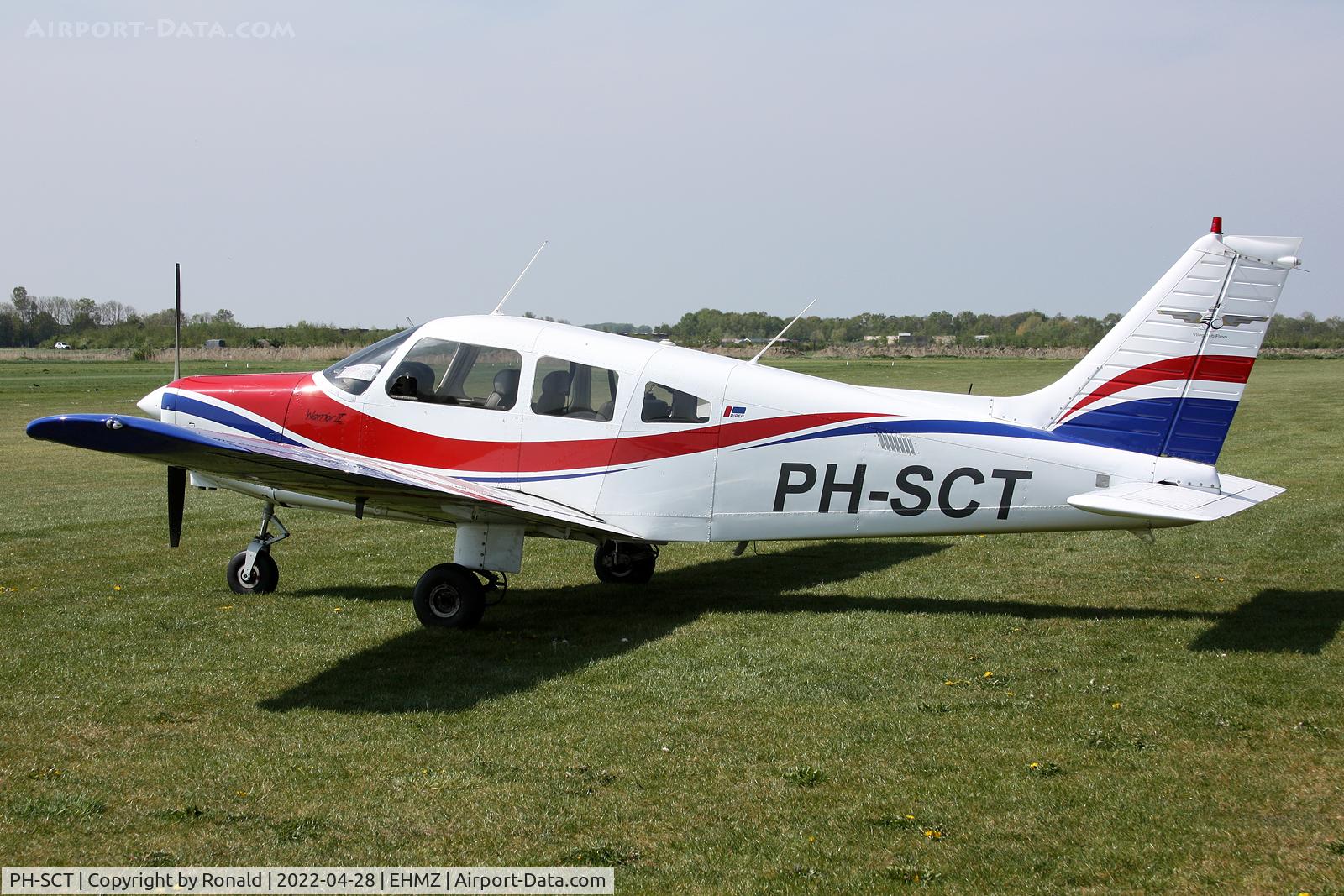 PH-SCT, 1981 Piper PA-28-161 Cherokee Warrior II C/N 28-8116119, at ehmz