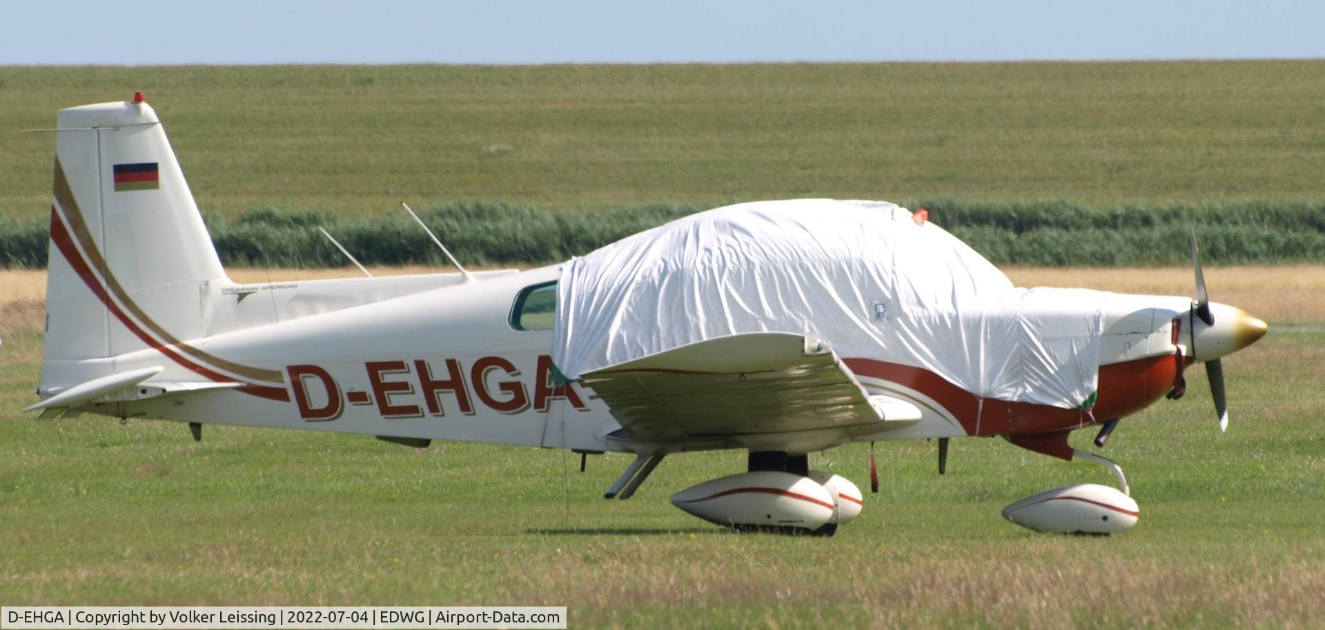 D-EHGA, 1975 Grumman American AA-5B Tiger Tiger C/N AA5B-0009, parking
