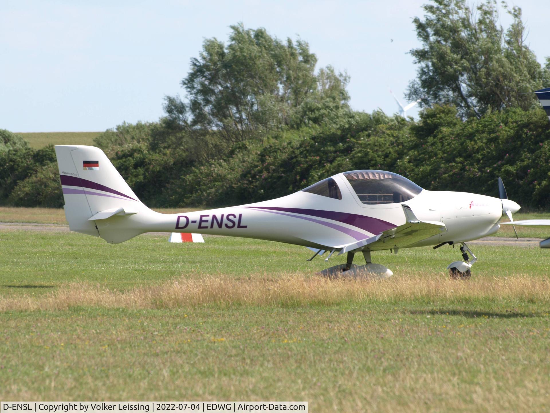 D-ENSL, 2008 Aquilla A210 C/N AT01-175, parking
