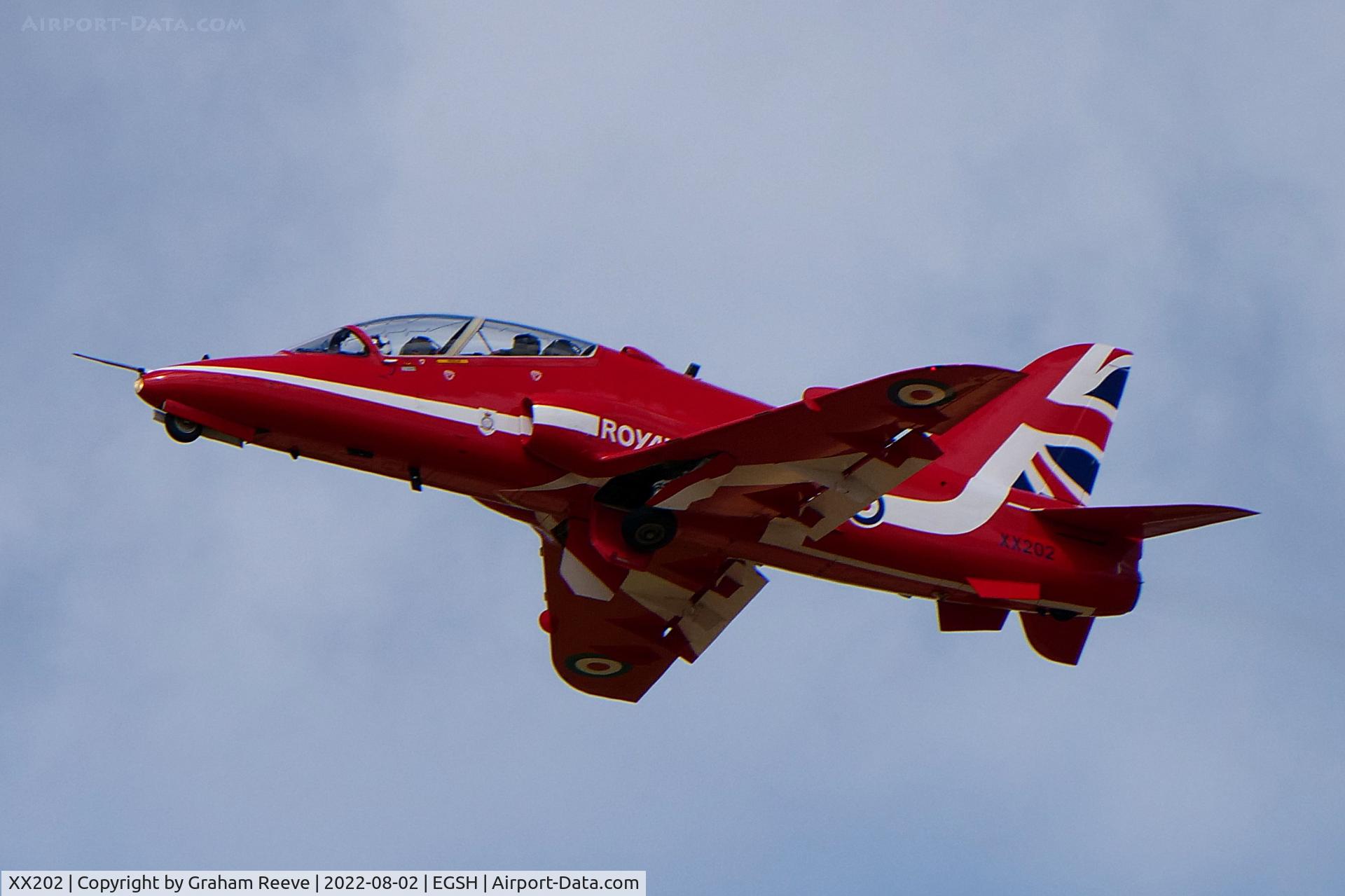 XX202, 1978 Hawker Siddeley Hawk T.1A C/N 049/312049, On approach to Norwich.