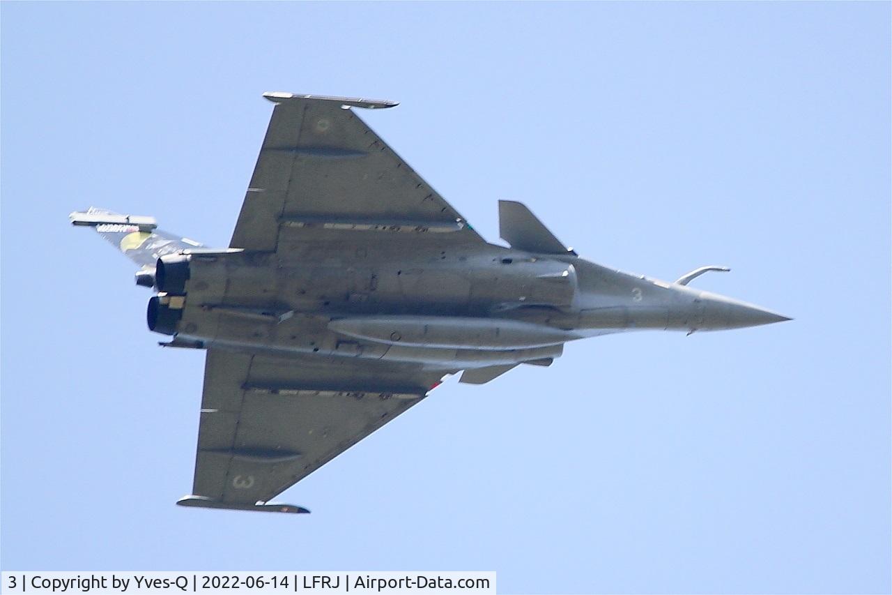 3, 2000 Dassault Rafale M C/N 3, Dassault Rafale M, Climbing from rwy 25, Landivisiau naval air base (LFRJ) Ocean Hit 22