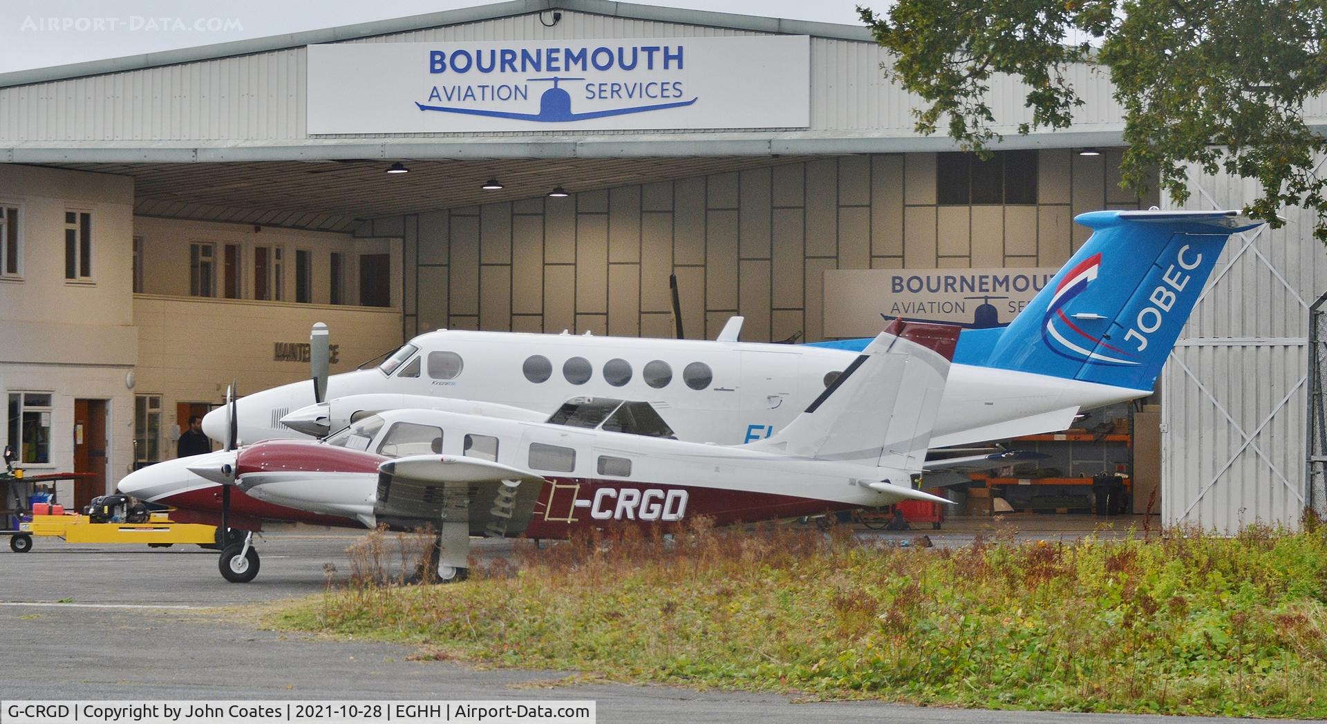 G-CRGD, 2003 Piper PA-34-220T Seneca V C/N 34-49300, Parked at BAS