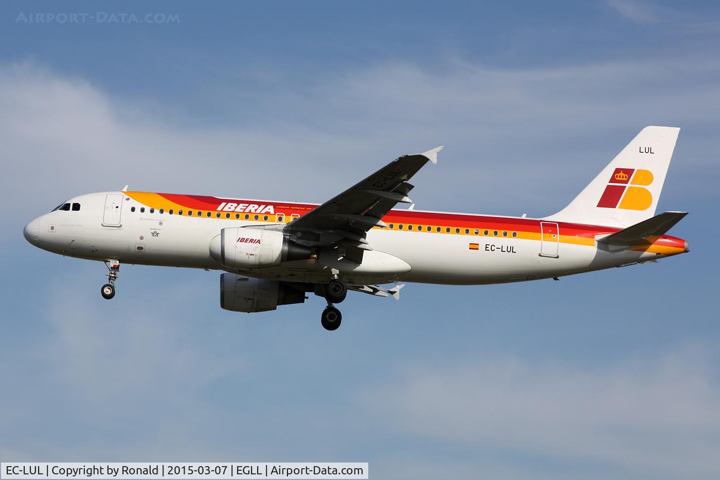 EC-LUL, 2013 Airbus A320-216 C/N 5486, at lhr