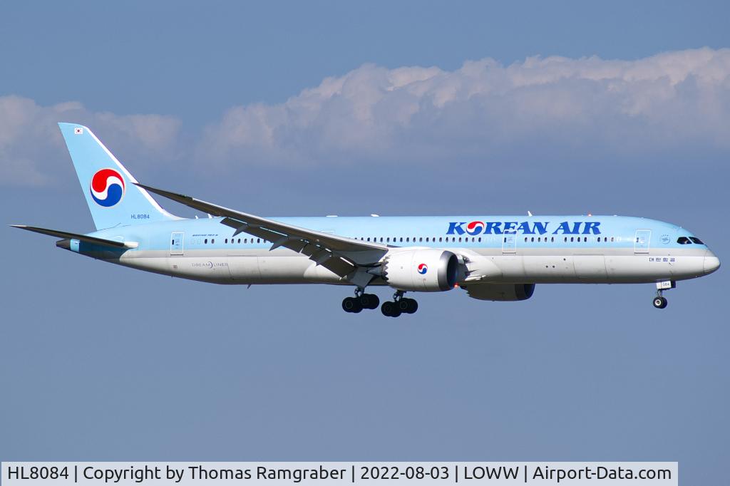 HL8084, 2017 Boeing 787-9 Dreamliner C/N 34813, Korean Air Boeing 787-9 Dreamliner