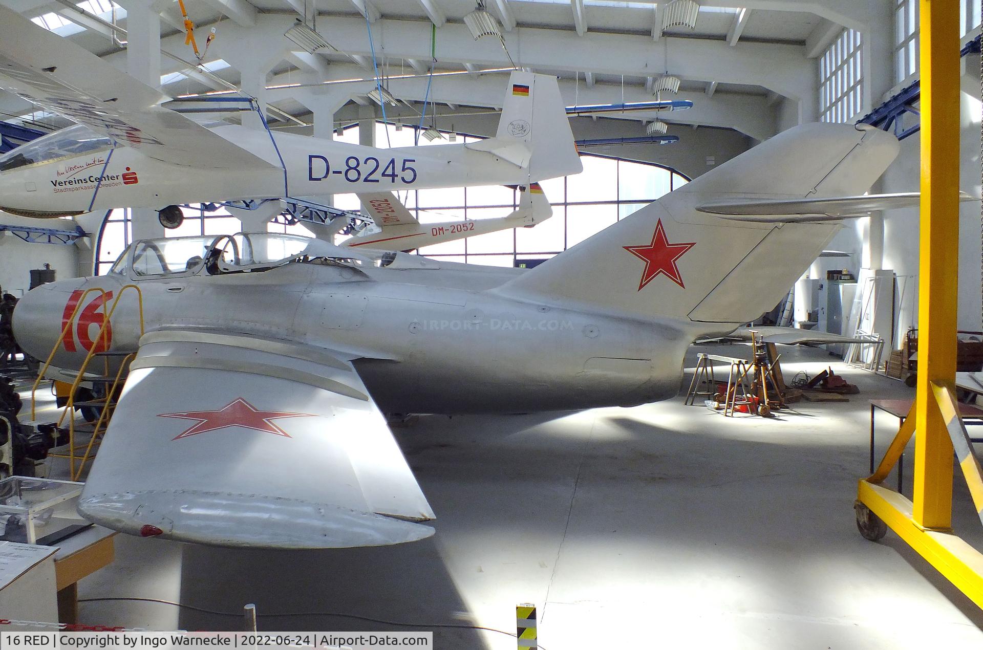 16 RED, Mikoyan-Gurevich MiG-15UTI C/N 461810, Mikoyan i Gurevich MiG-15UTI MIDGET at the Technikmuseum Hugo Junkers, Dessau