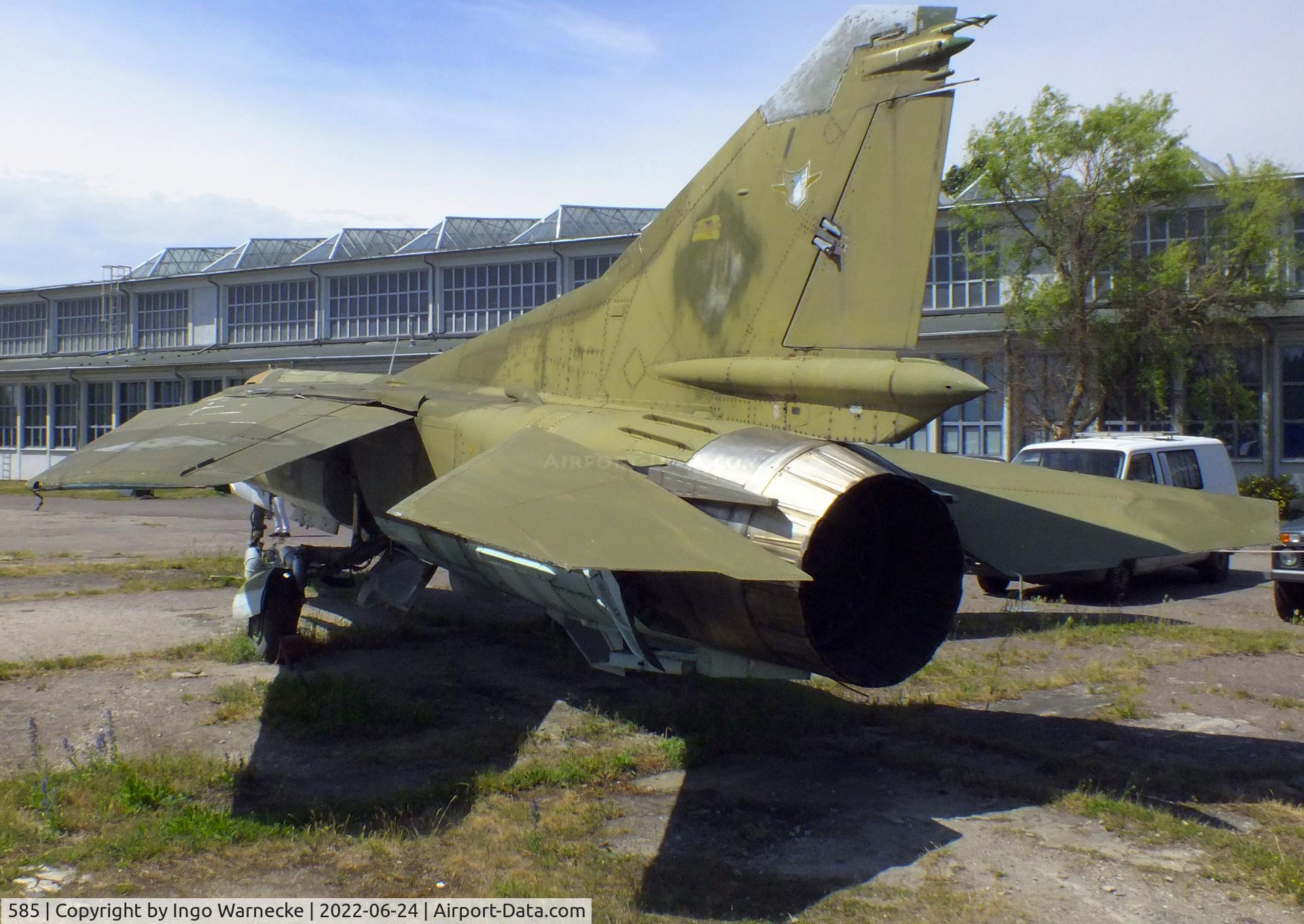 585, 1978 Mikoyan-Gurevich MiG-23MF C/N 03902 13100, Mikoyan i Gurevich MiG-23MF FLOGGER-B at the Technikmuseum Hugo Junkers, Dessau