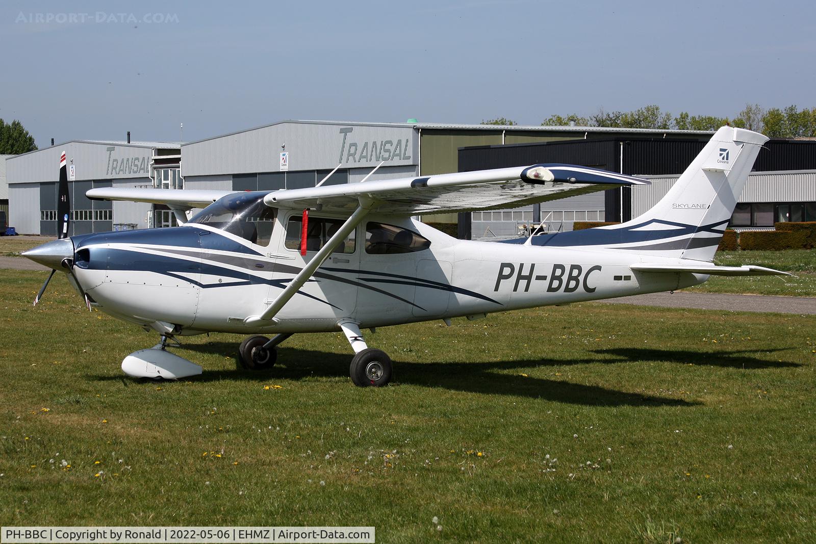 PH-BBC, 2007 Cessna 182T Skylane C/N 18281983, at ehmz