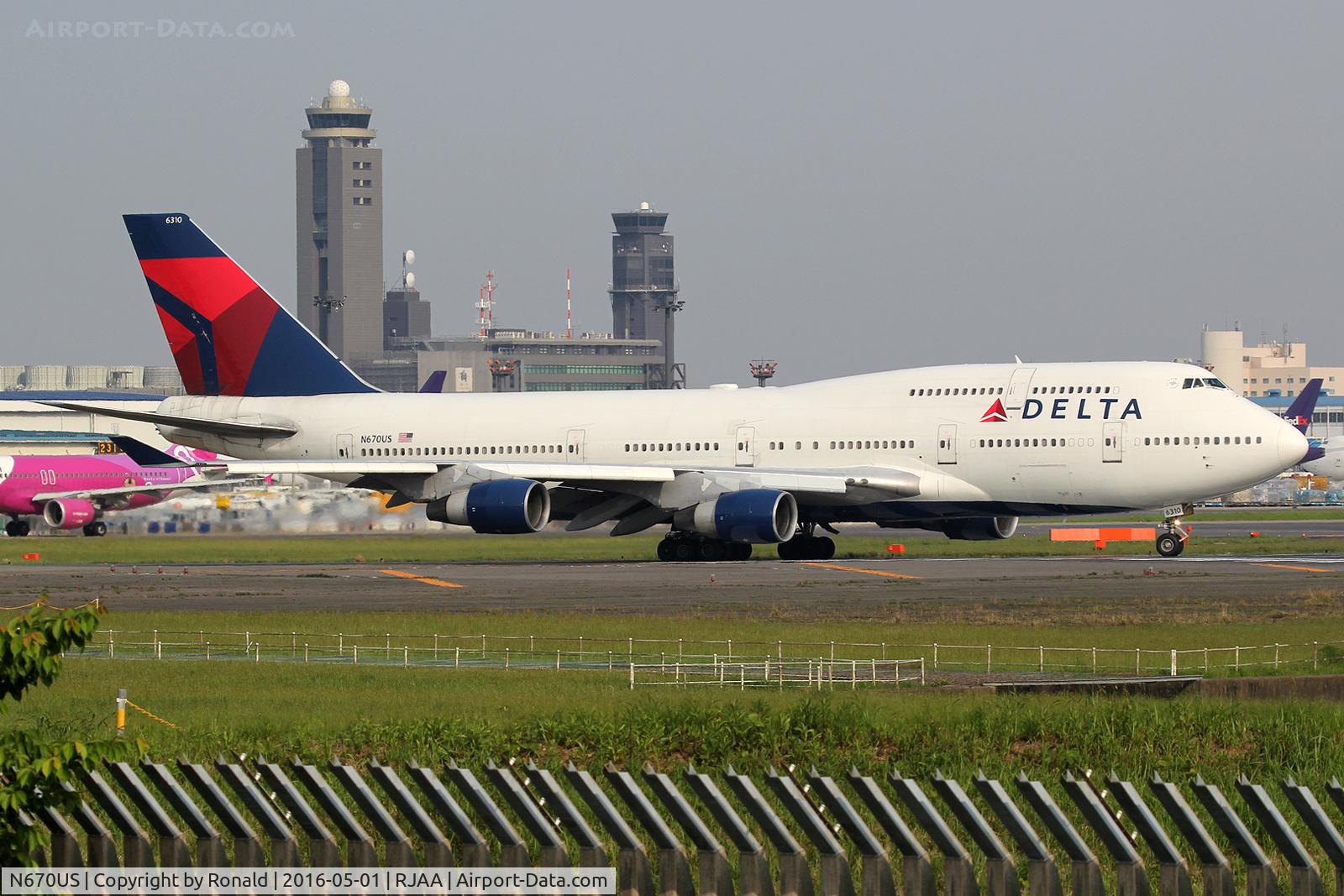 N670US, 1990 Boeing 747-451 C/N 24225, at nrt