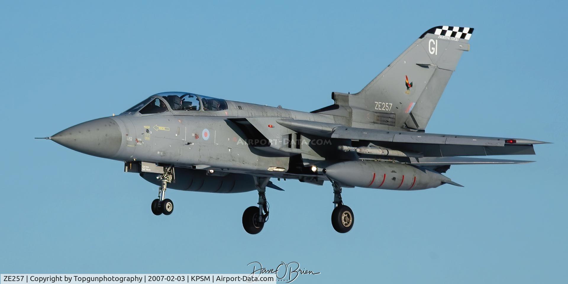 ZE257, 1987 Panavia Tornado F.3 C/N 610/AS033/3272, stop over for Red Flag 07-01
