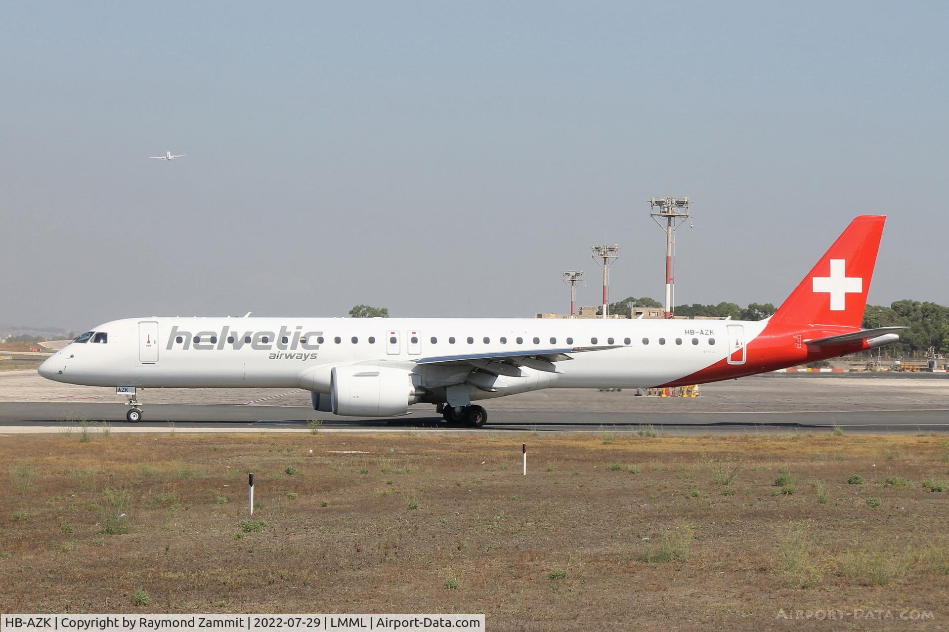HB-AZK, 2021 Embraer E195-E2 (ERJ-190-400STD) C/N 19020058, Embraer 195 HB-AZK Helvetic Airways