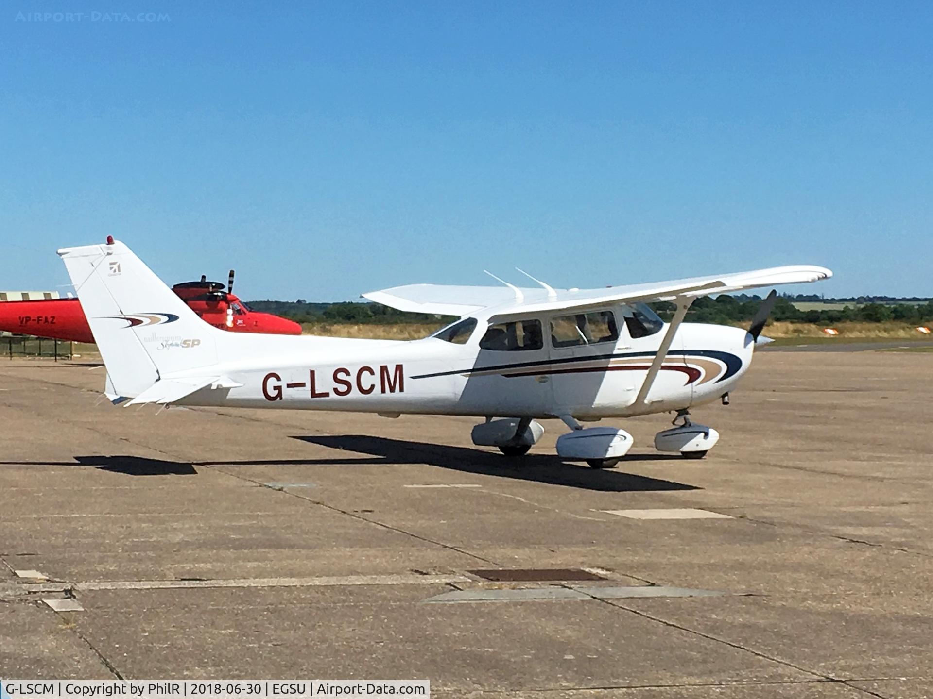 G-LSCM, 2000 Cessna 172S Skyhawk SP C/N 172S-8445, Cessna 172S Skyhawk Duxford