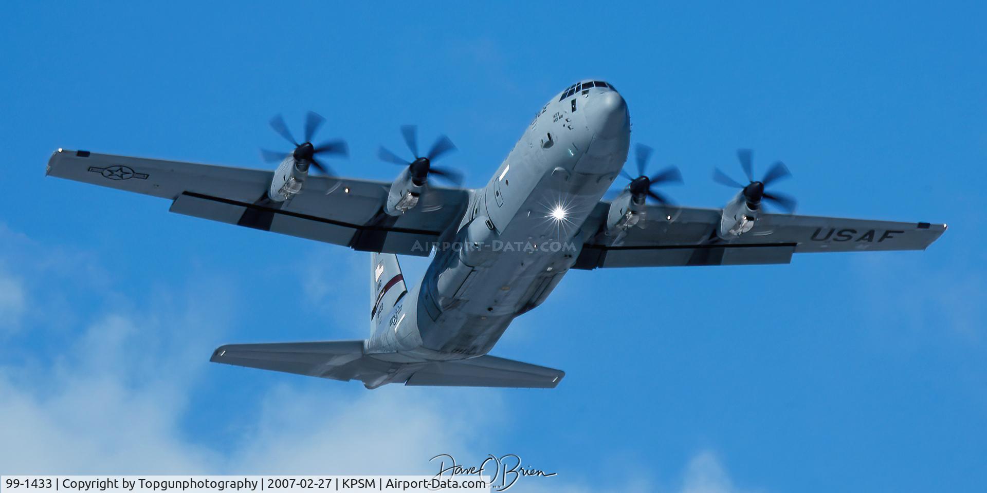 99-1433, 1999 Lockheed Martin C-130J-30 Super Hercules C/N 382-5519, RHODY21 coming off RW16