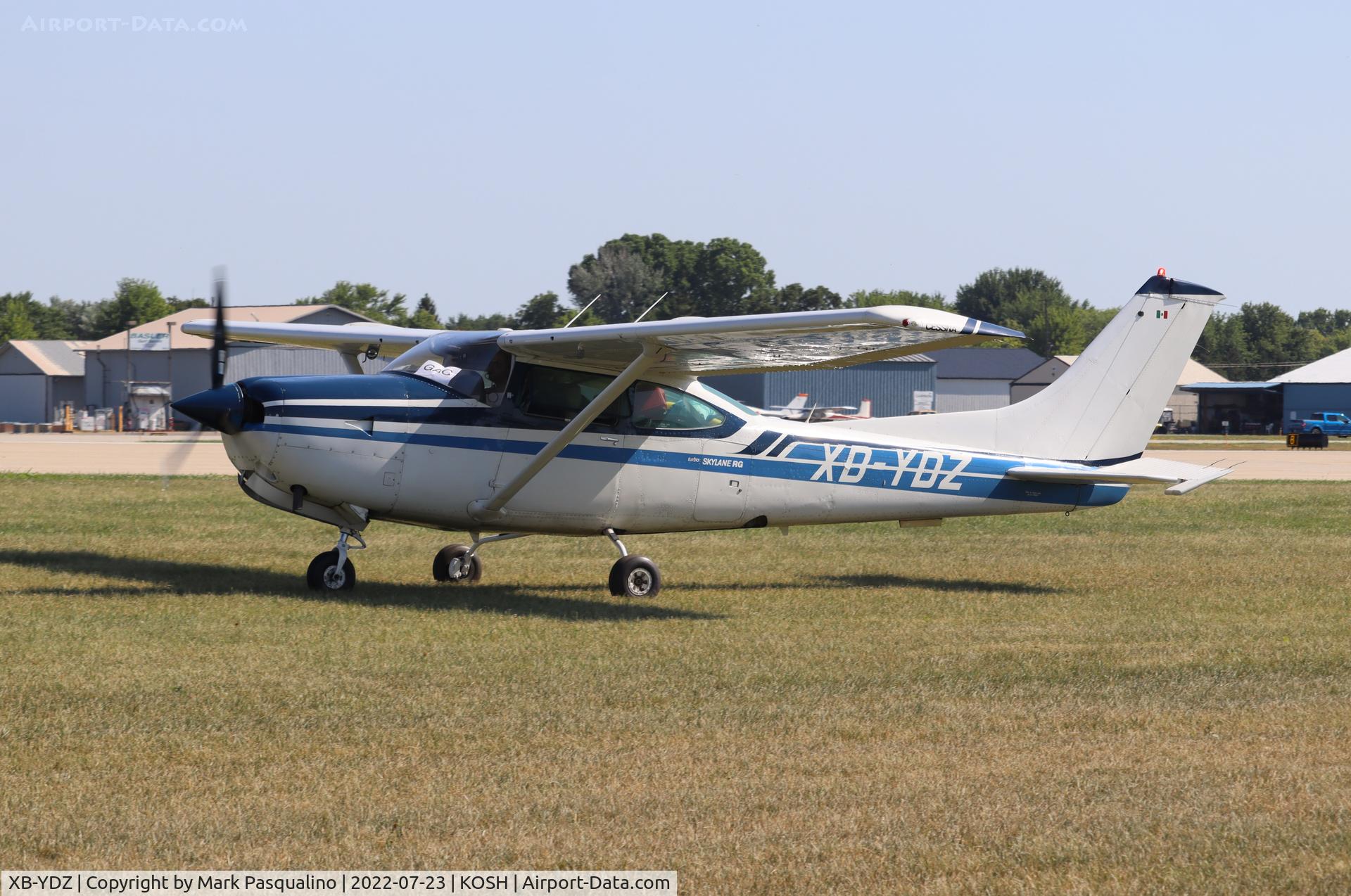 XB-YDZ, Cessna R182 Skylane RG C/N R18200711, Cessna R182