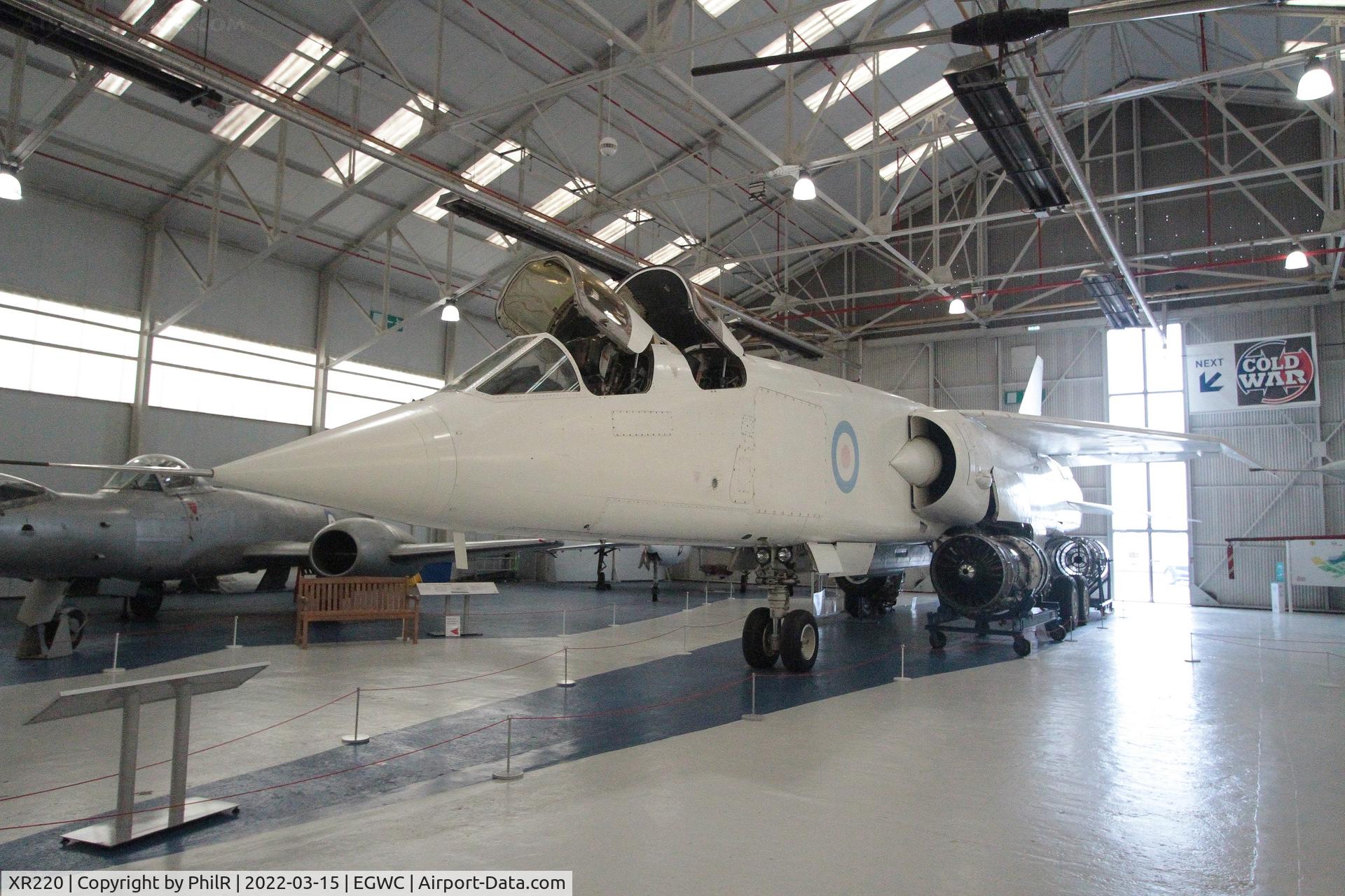 XR220, BAC TSR-2 C/N XO-2, XR220 1964 BAC TSR2 Cosford Aerospace Museum
