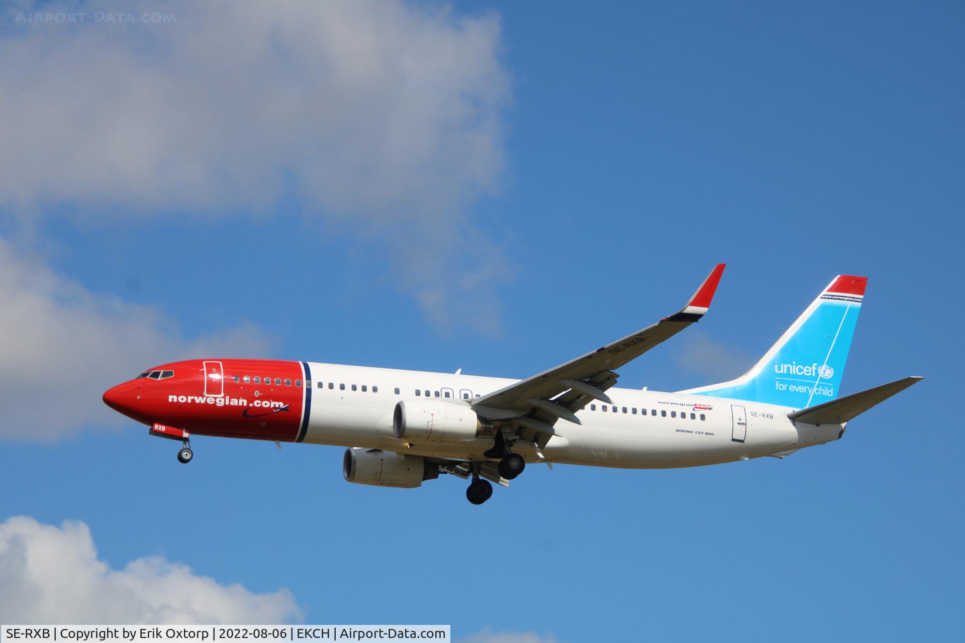 SE-RXB, 2010 Boeing 737-84P C/N 36781, SE-RXB landing rw 22L