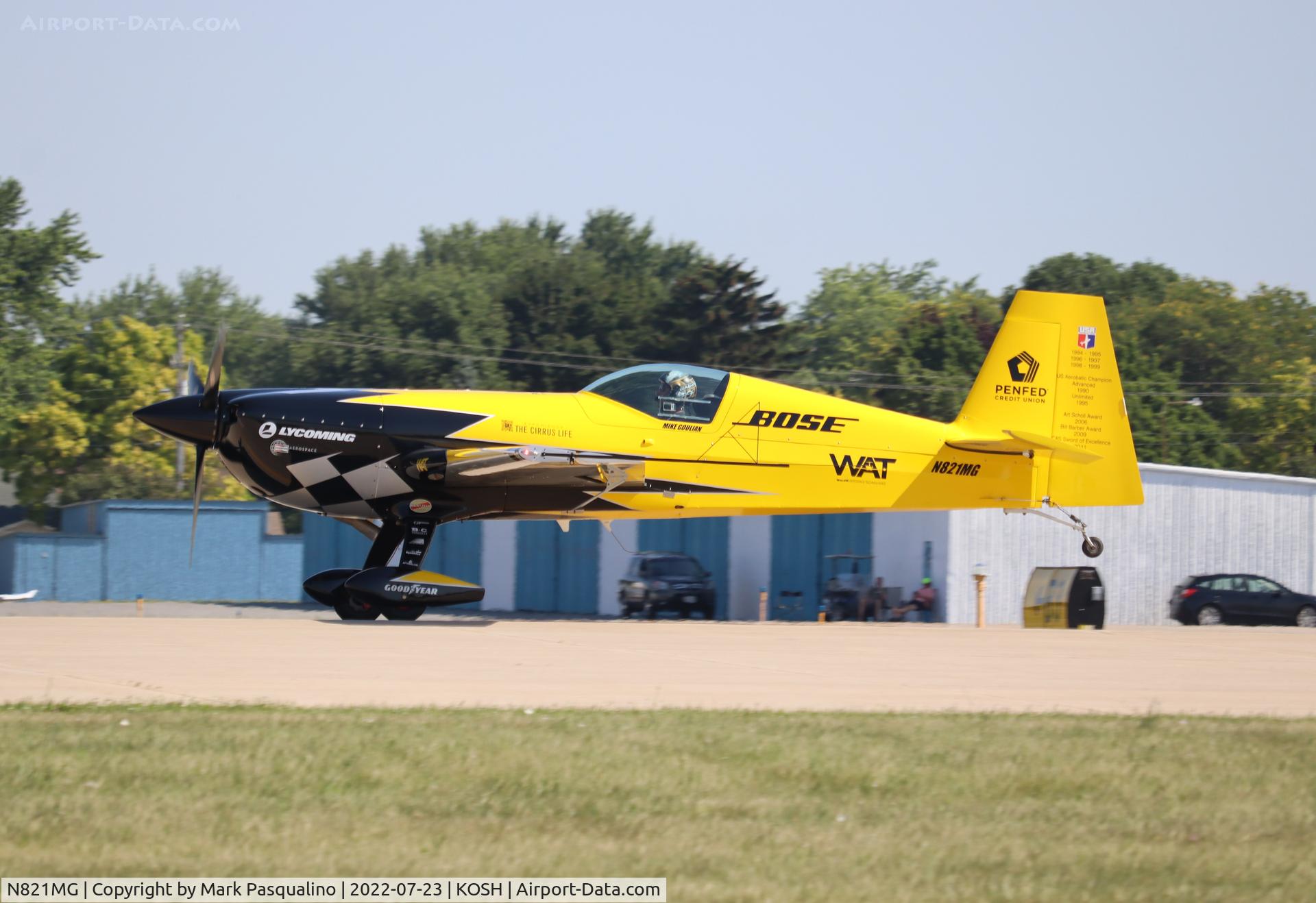 N821MG, 2009 Extra EA-300SC C/N SC010, Extra EA-300SC