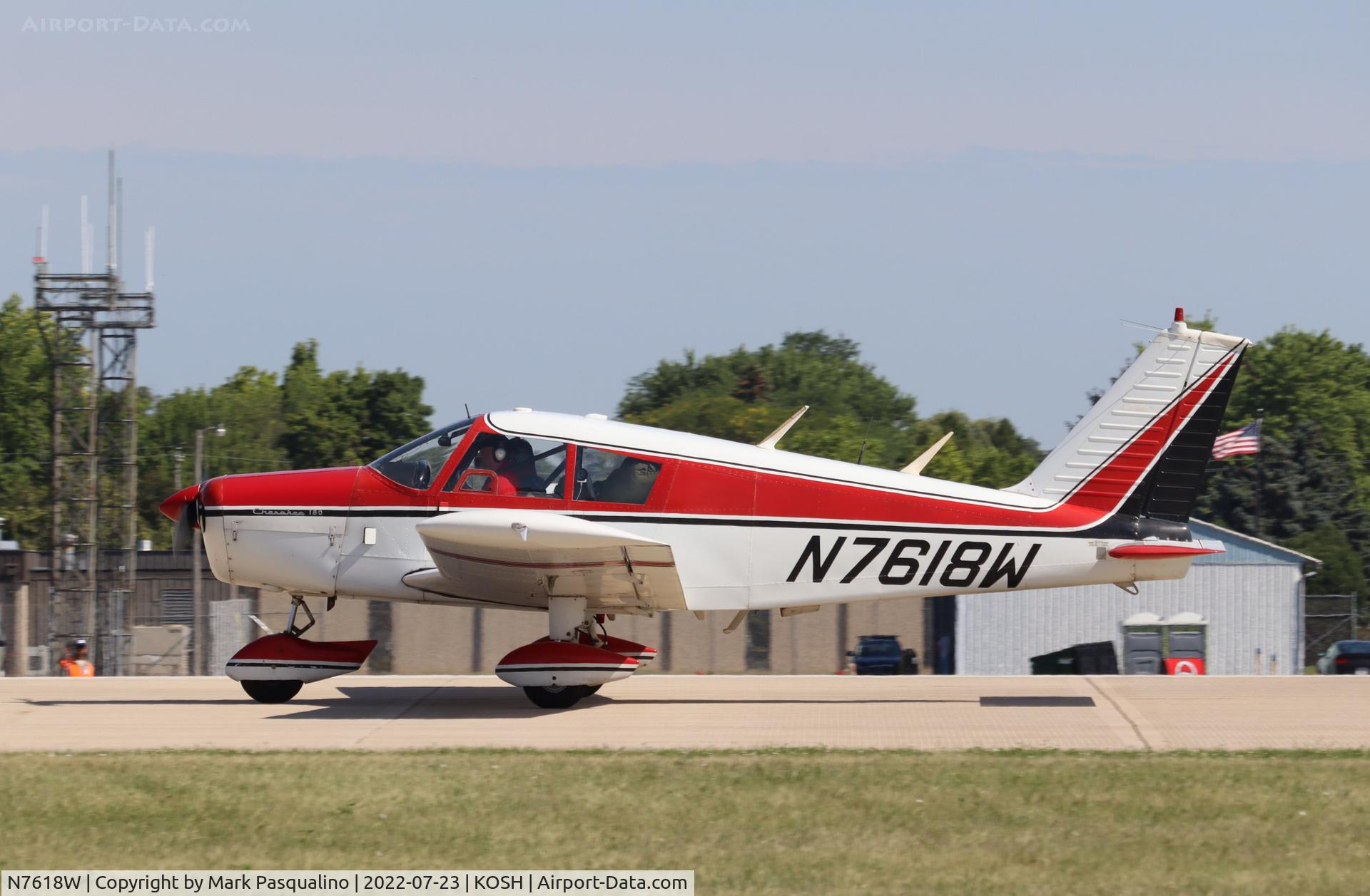 N7618W, 1964 Piper PA-28-180 C/N 28-1582, Piper PA-28-180