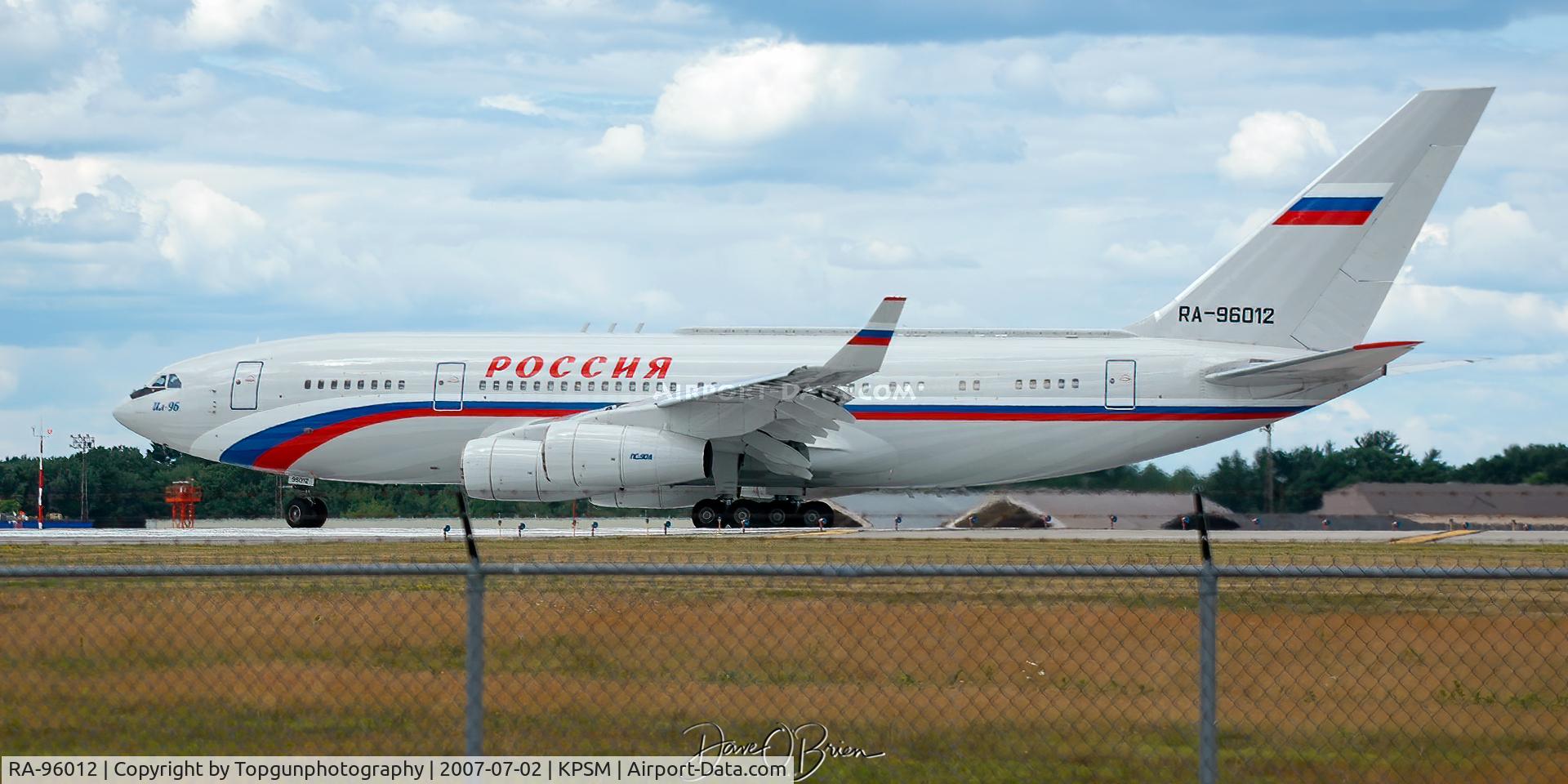 RA-96012, 1994 Ilyushin Il-96-300 C/N 74393201009, Putin came in to see President Bush