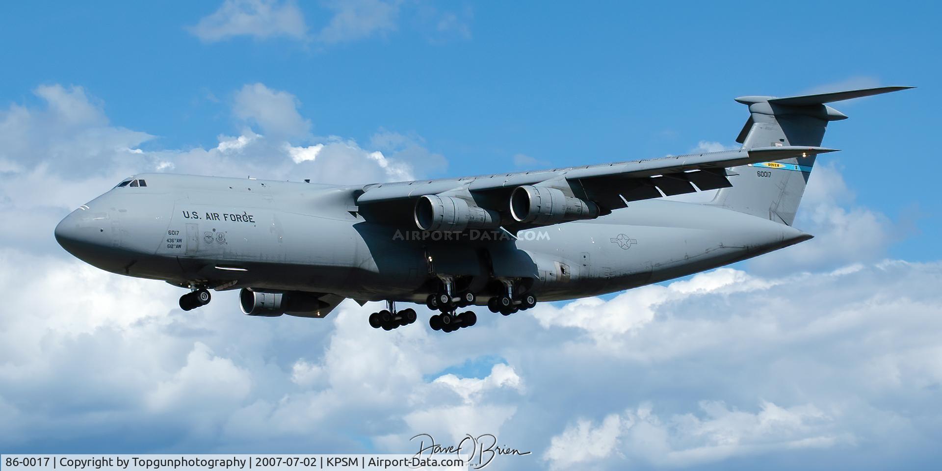 86-0017, Lockheed C-5M Super Galaxy C/N 500-0103, REACH536 inbound to pick up Presidential vehicles