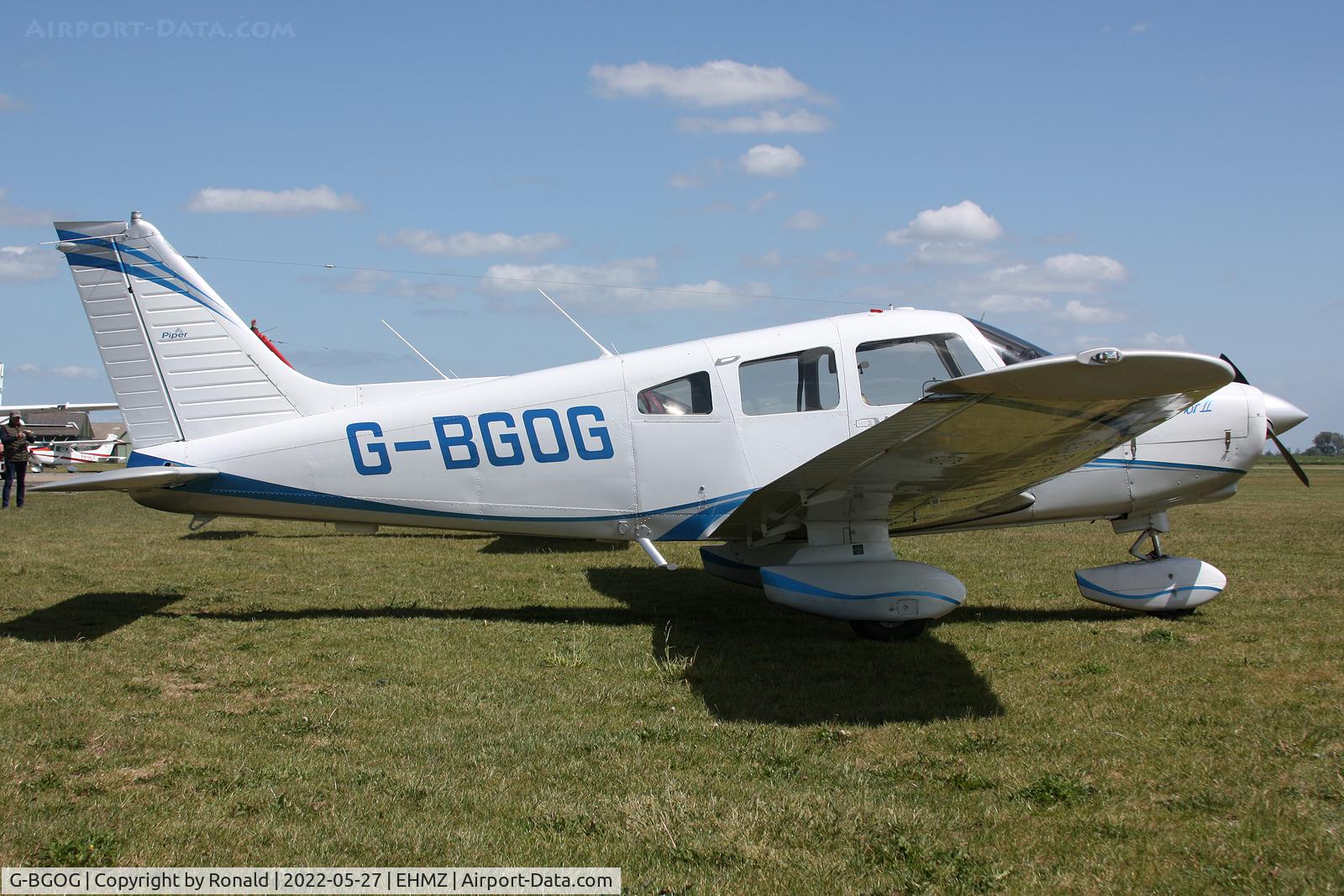 G-BGOG, 1979 Piper PA-28-161 Cherokee Warrior II C/N 28-7916350, at ehmz