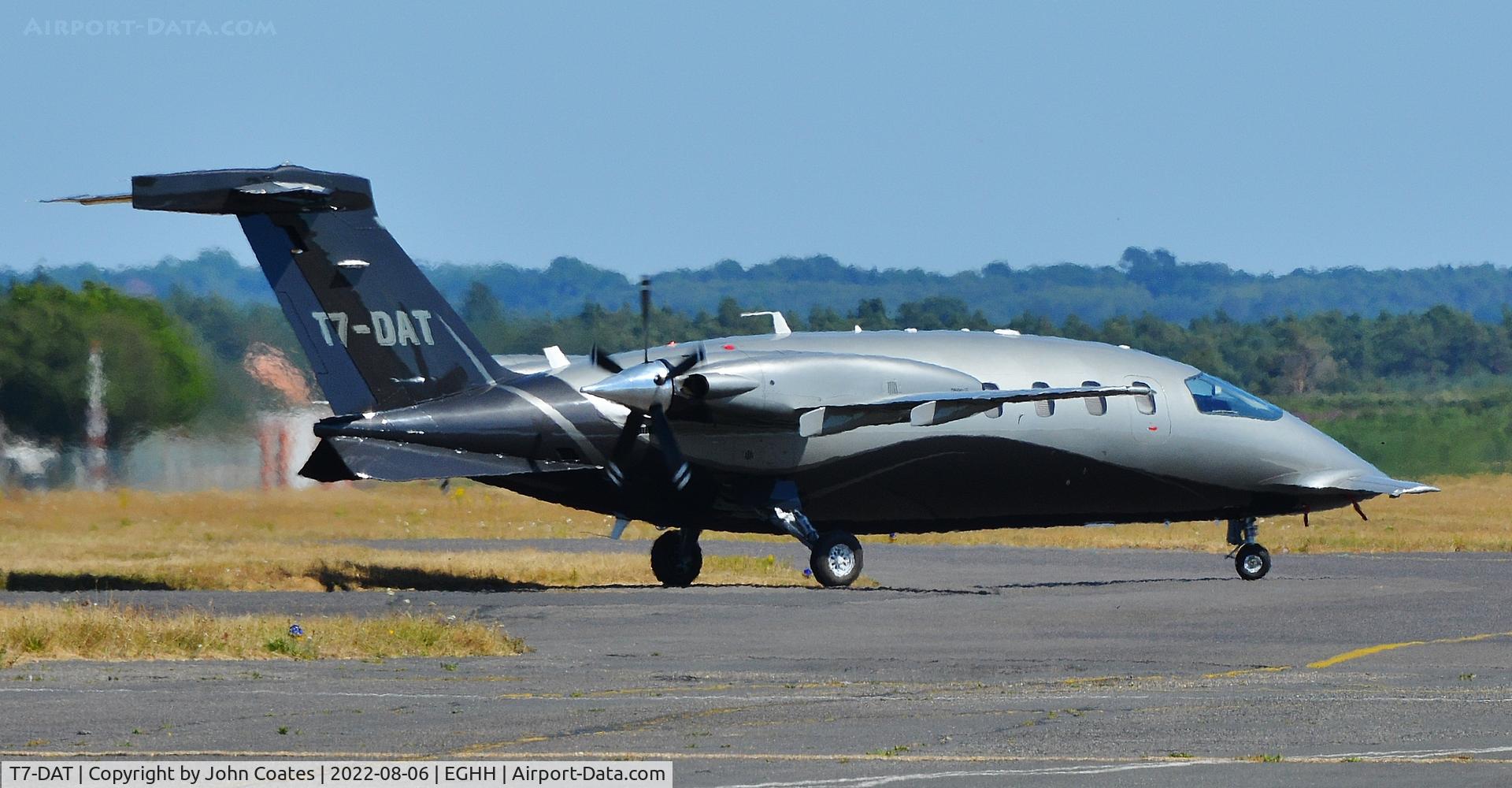 T7-DAT, 2009 Piaggio P-180 Avanti II C/N 1194, Taxiing at BAS