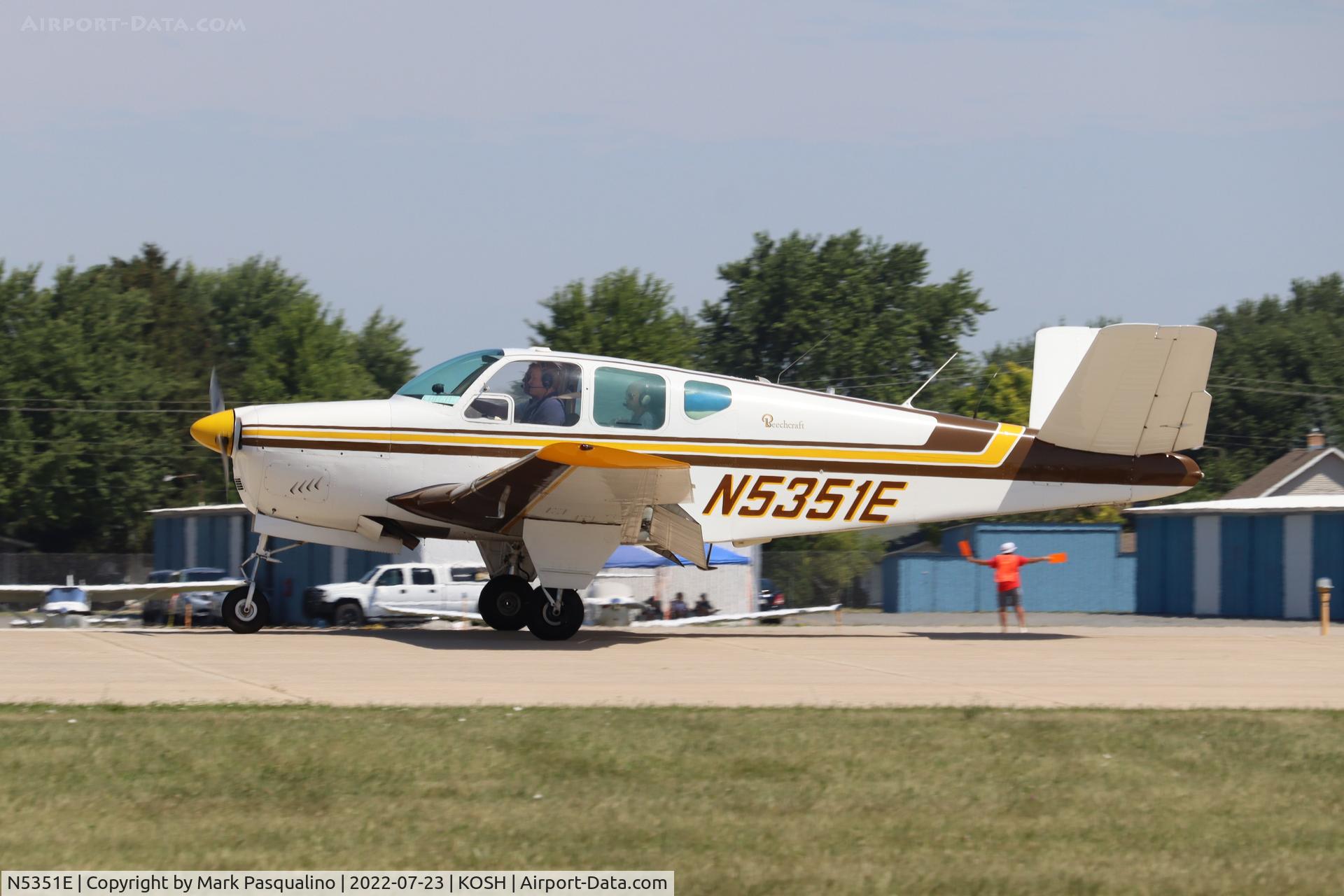 N5351E, 1959 Beech K35 Bonanza C/N D-5832, Beech K35