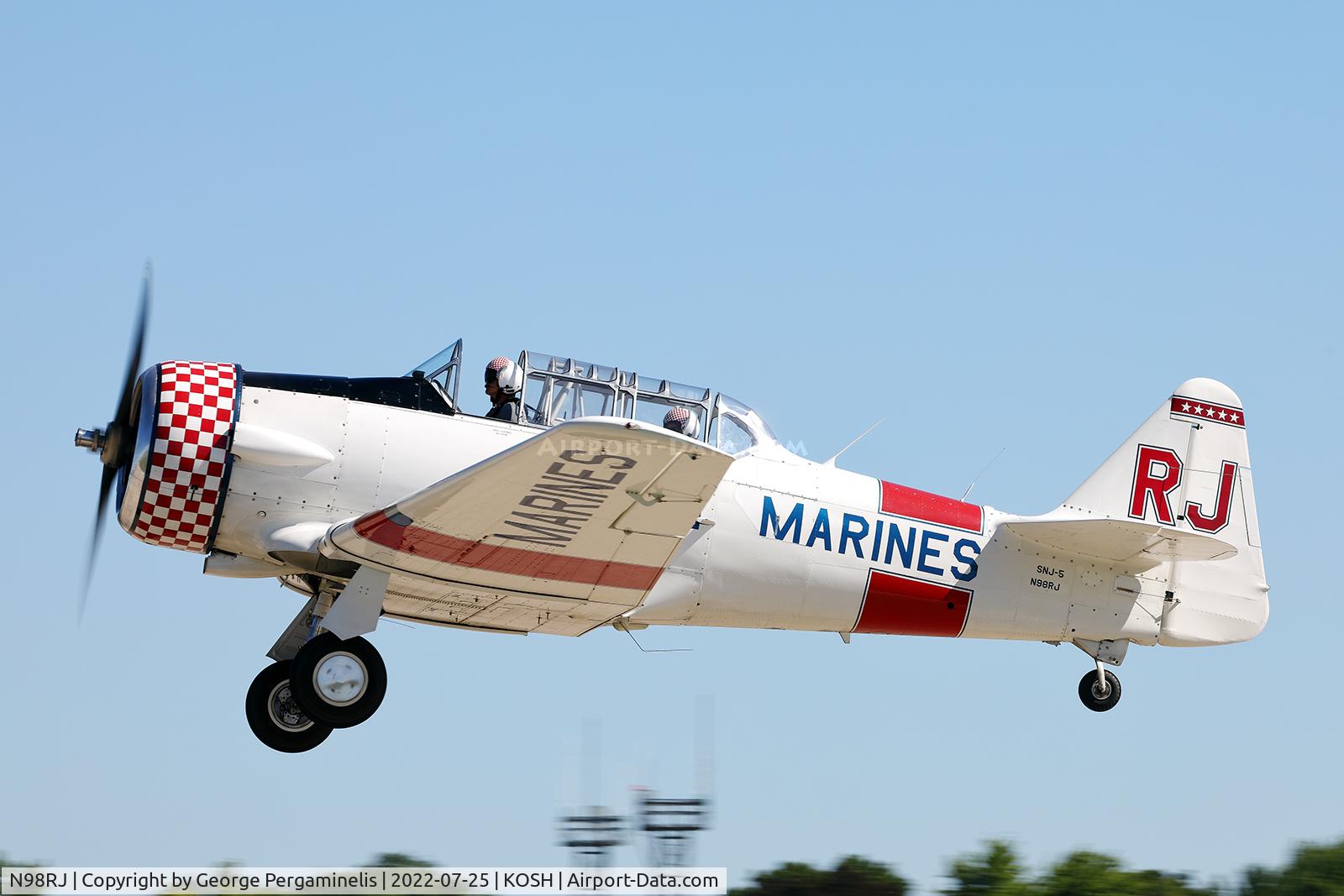 N98RJ, 1944 North American SNJ-5C Texan Texan C/N 88-17960, Departing runway 27.