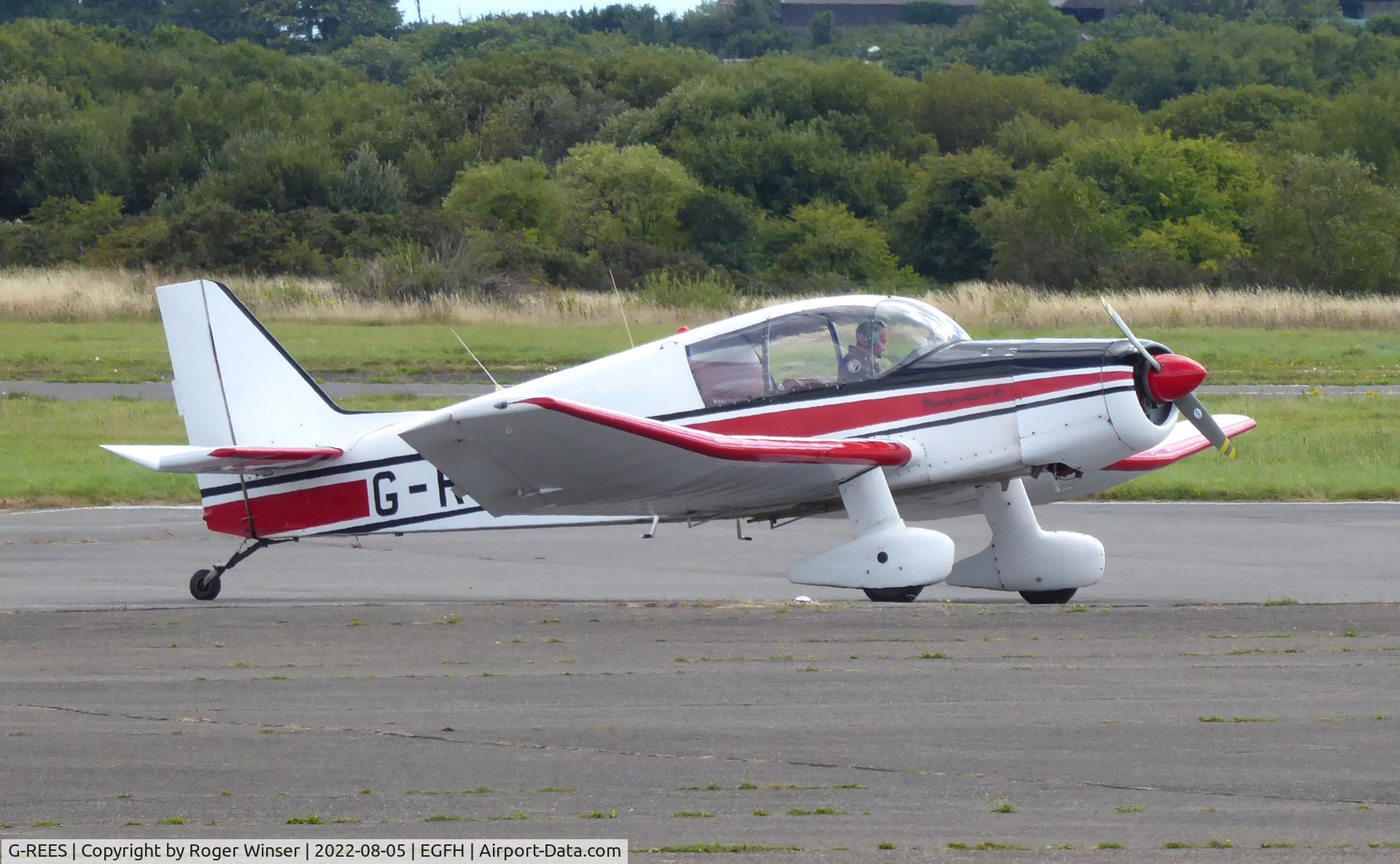 G-REES, 1965 SAN Jodel D-140C Mousquetaire III C/N 156, Visiting Jodel -D140C.