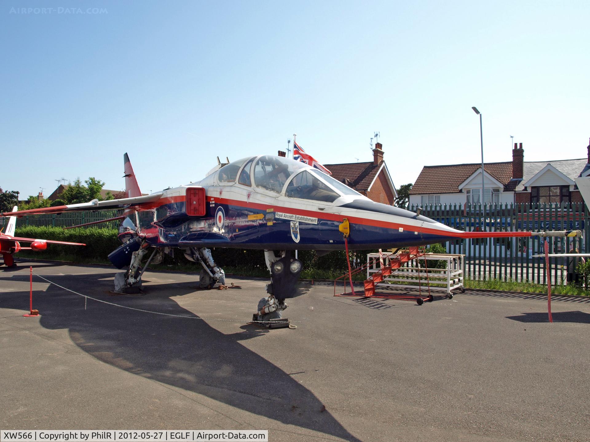 XW566, 1971 Sepecat Jaguar B C/N B.08, RAE SEPECAT JaguarB  FAST Farnborough