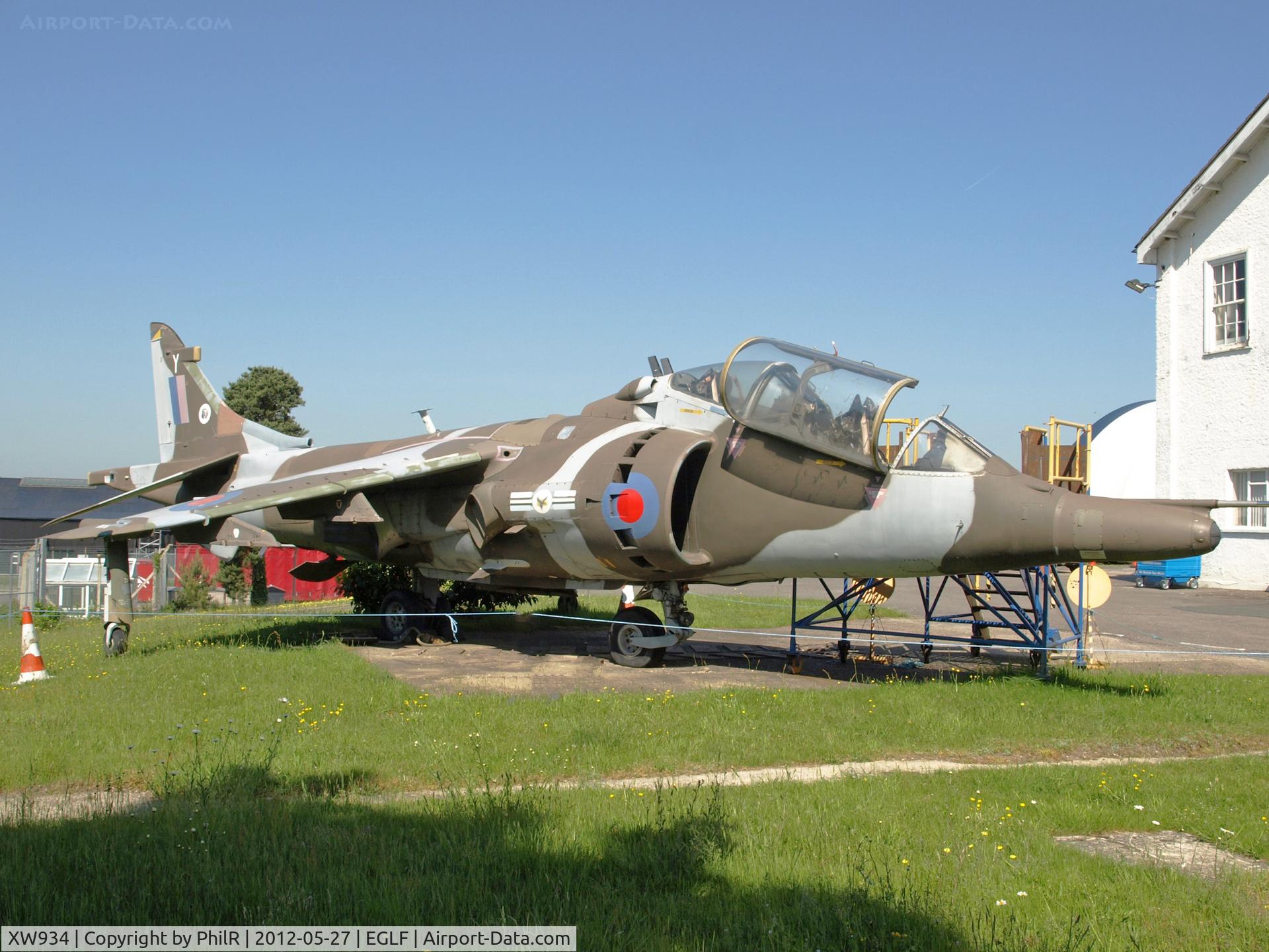 XW934, 1973 Hawker Siddeley Harrier T.4 C/N 212017, RAF BAe Harrier T4 XW934 FAST Farnborough