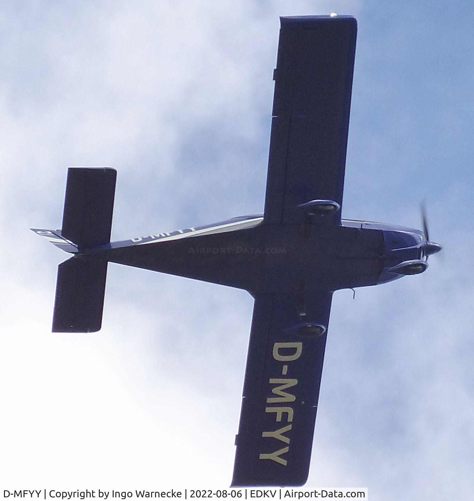 D-MFYY, Breezer B600 C/N 155, Aerostyle Breezer B600 at the Dahlemer-Binz airfield