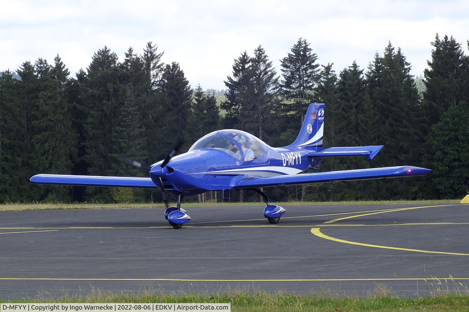 D-MFYY, Breezer B600 C/N 155, Aerostyle Breezer B600 at the Dahlemer-Binz airfield