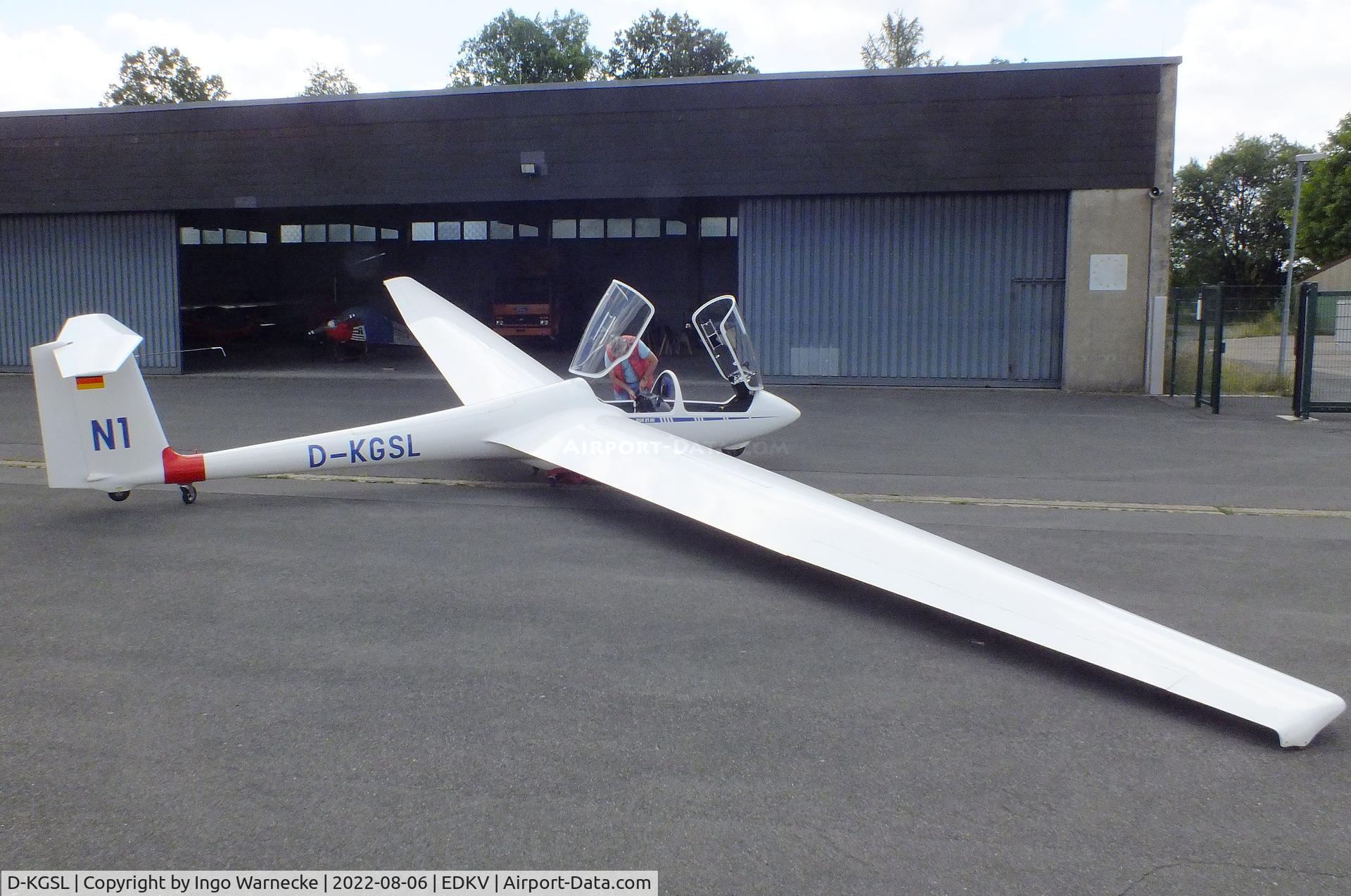 D-KGSL, Schleicher ASK-21Mi C/N 21886, Schleicher ASK-21Mi at the Dahlemer-Binz airfield