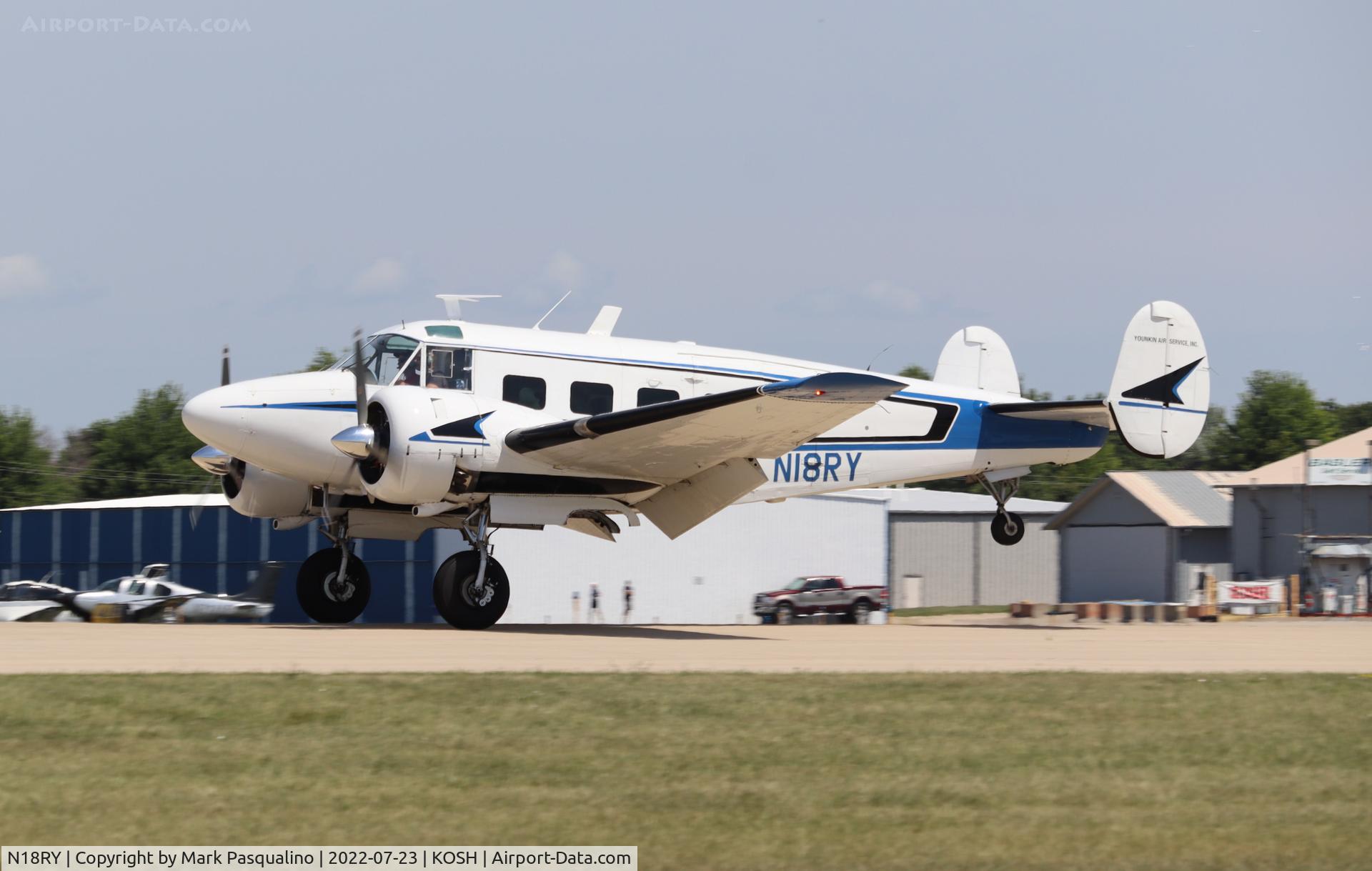 N18RY, 1957 Beech E18S C/N BA-325, Beech E18S