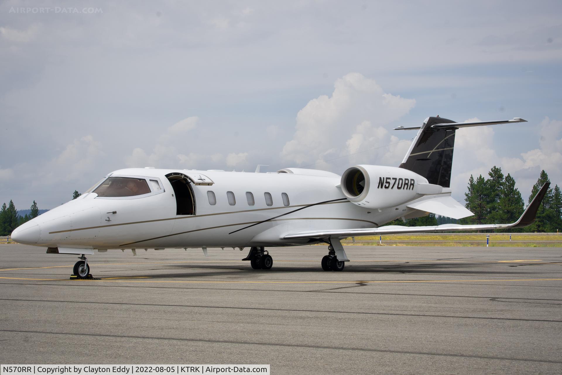 N570RR, 1999 Learjet 60 C/N 60-168, Truckee airport in California 2022.