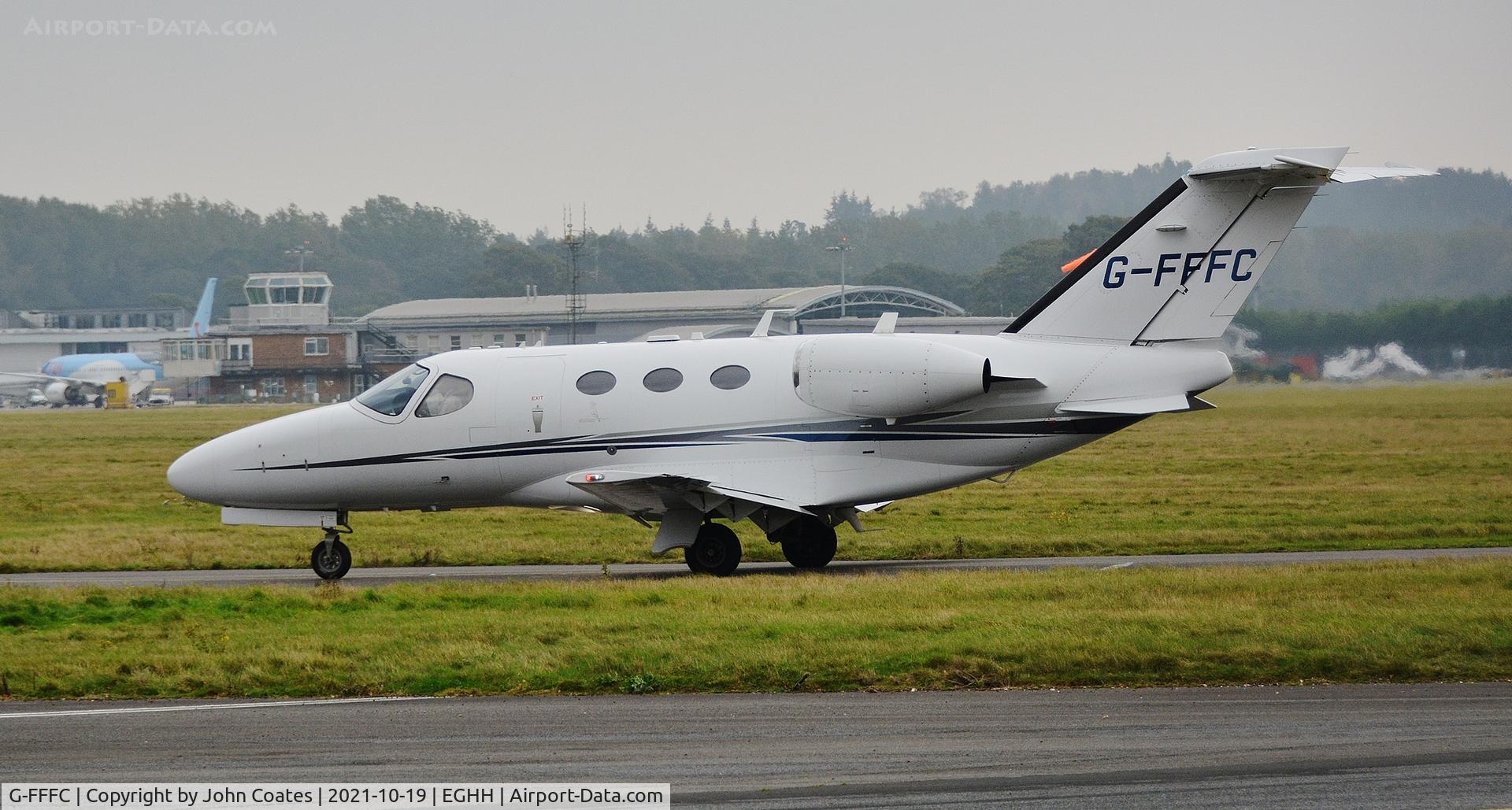 G-FFFC, 2014 Cessna 510 Citation Mustang Citation Mustang C/N 510-0451, Departing Technicair