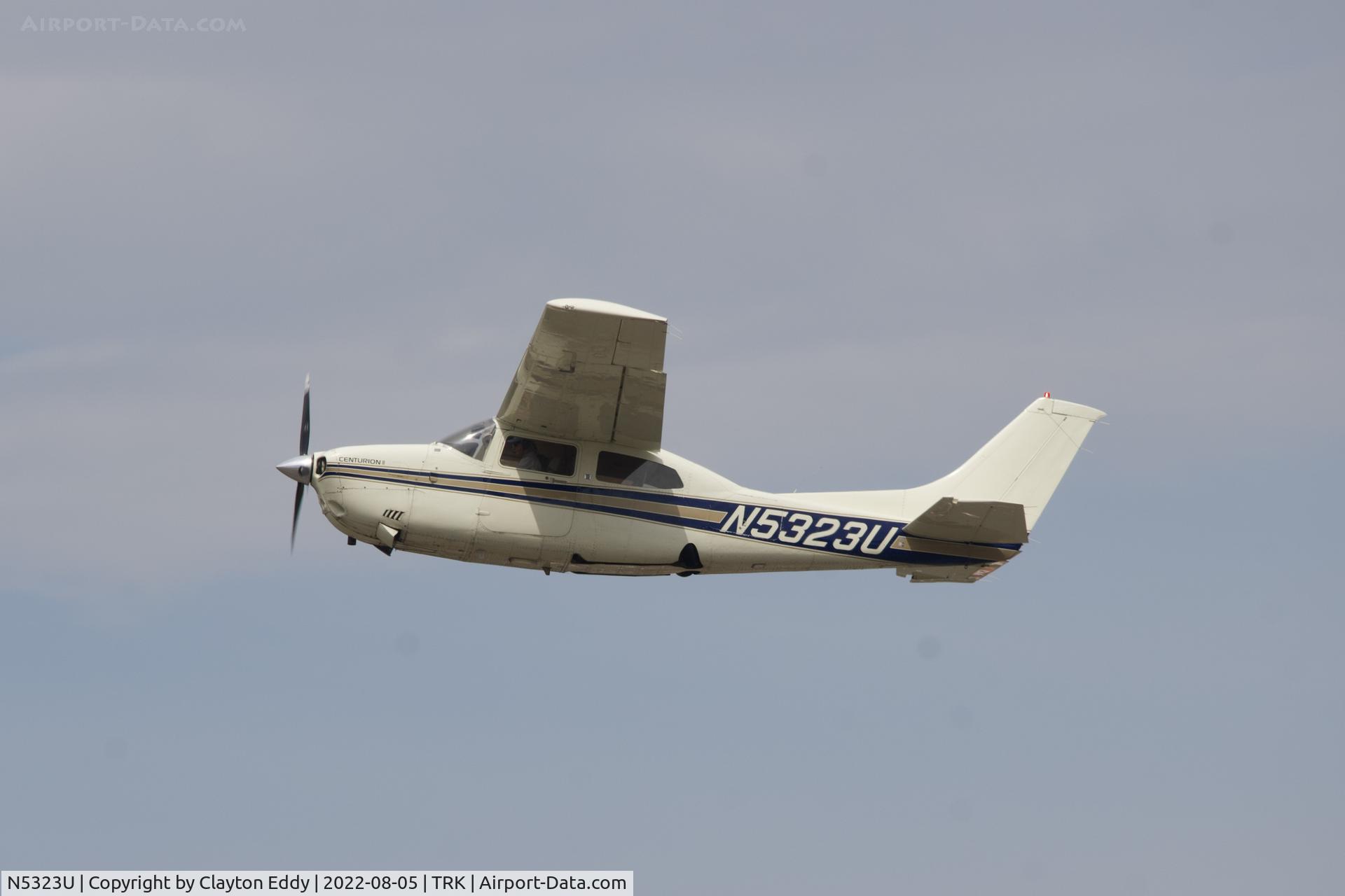 N5323U, 1984 Cessna T210N Turbo Centurion C/N 21064865, Truckee airport in California 2022.