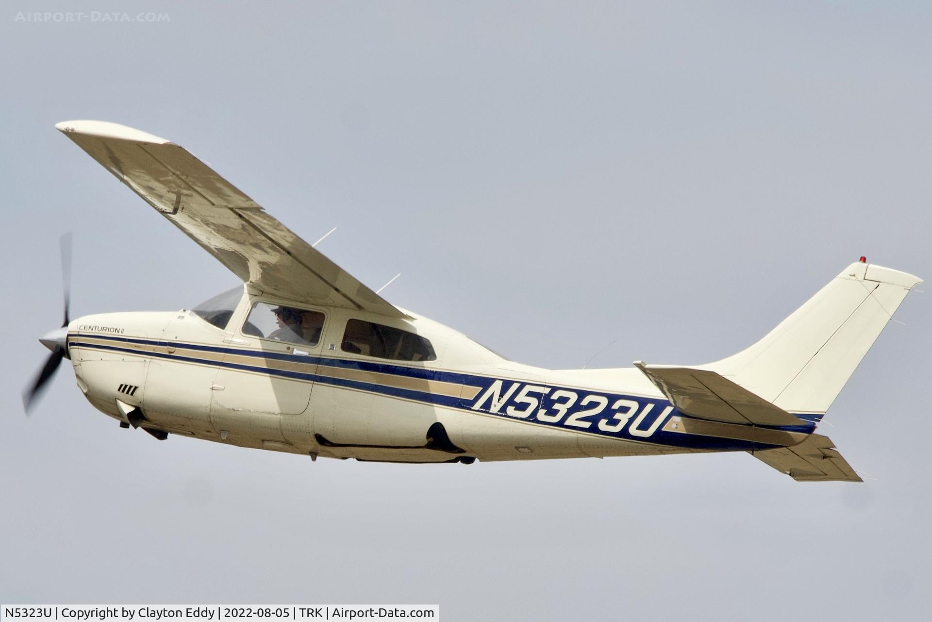 N5323U, 1984 Cessna T210N Turbo Centurion C/N 21064865, Truckee airport in California 2022.