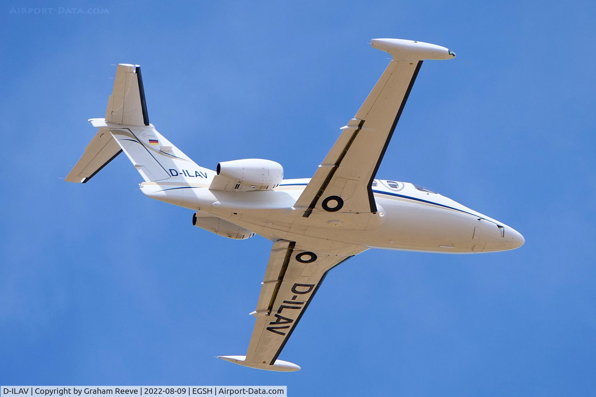 D-ILAV, 2015 Eclipse Aviation Corp EA500 C/N 550-1004, Departing from Norwich.