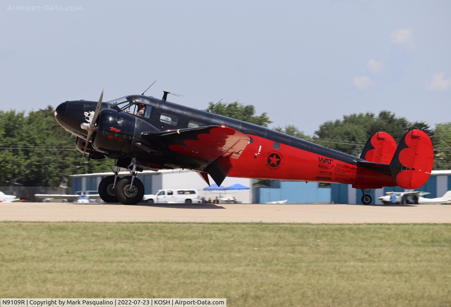 N9109R, 1943 Beech C18S (AT-7C) C/N 4383 (5676), Beech C18S