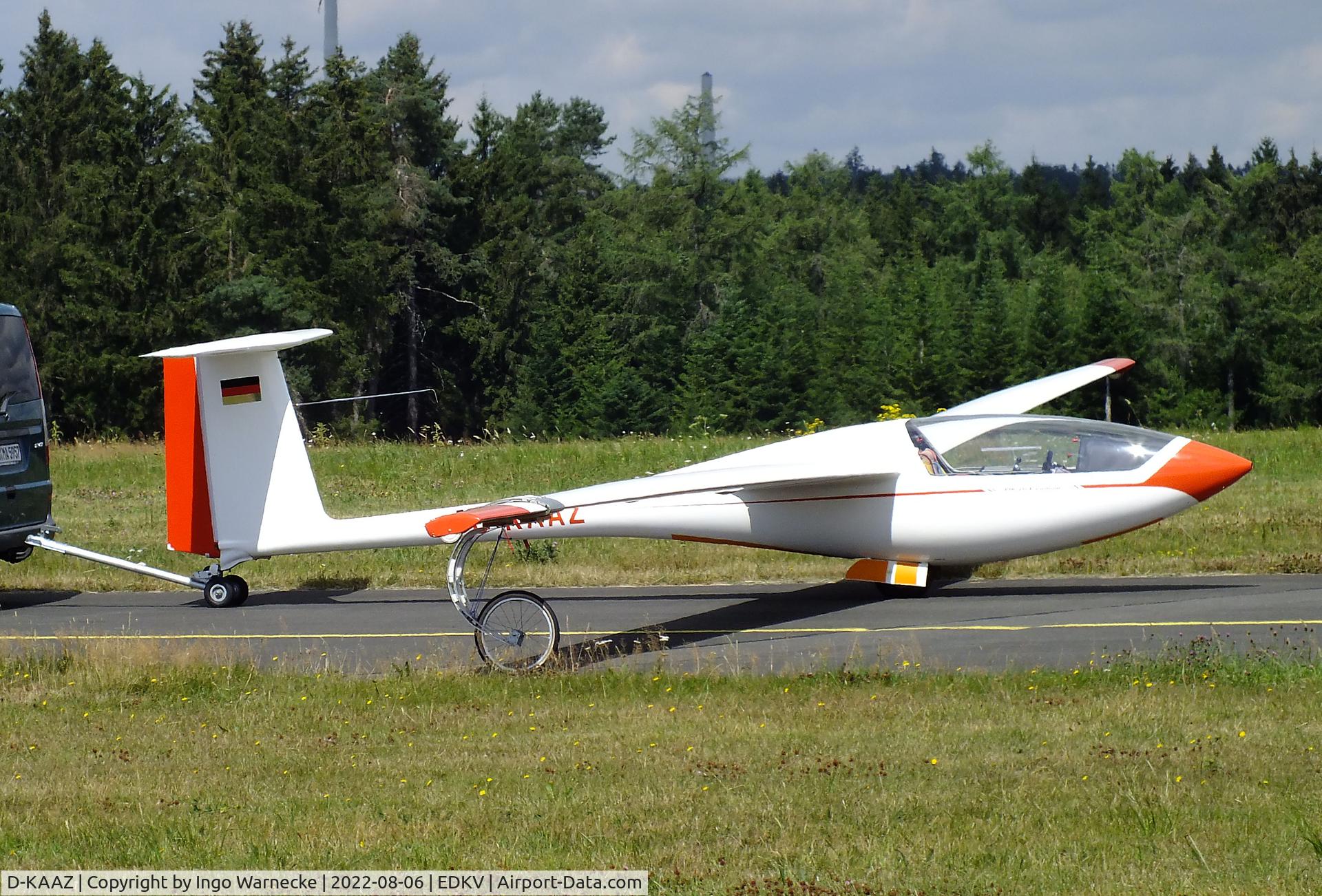 D-KAAZ, Eiri Eino PIK-20E C/N 20274, Eiri Avion PIK-20E at the Dahlemer-Binz airfield