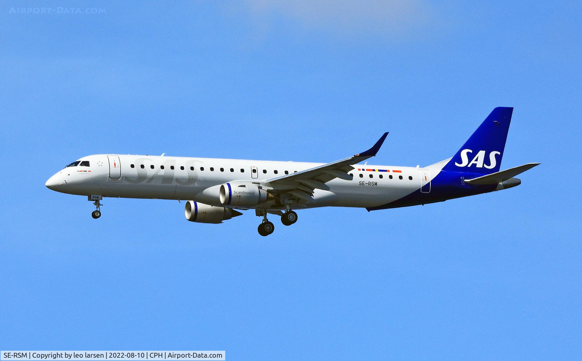 SE-RSM, 2007 Embraer ERJ 190-200LR (ERJ 195LR) C/N 1900053, Copenhagen 10.8.2022 app to R-22R