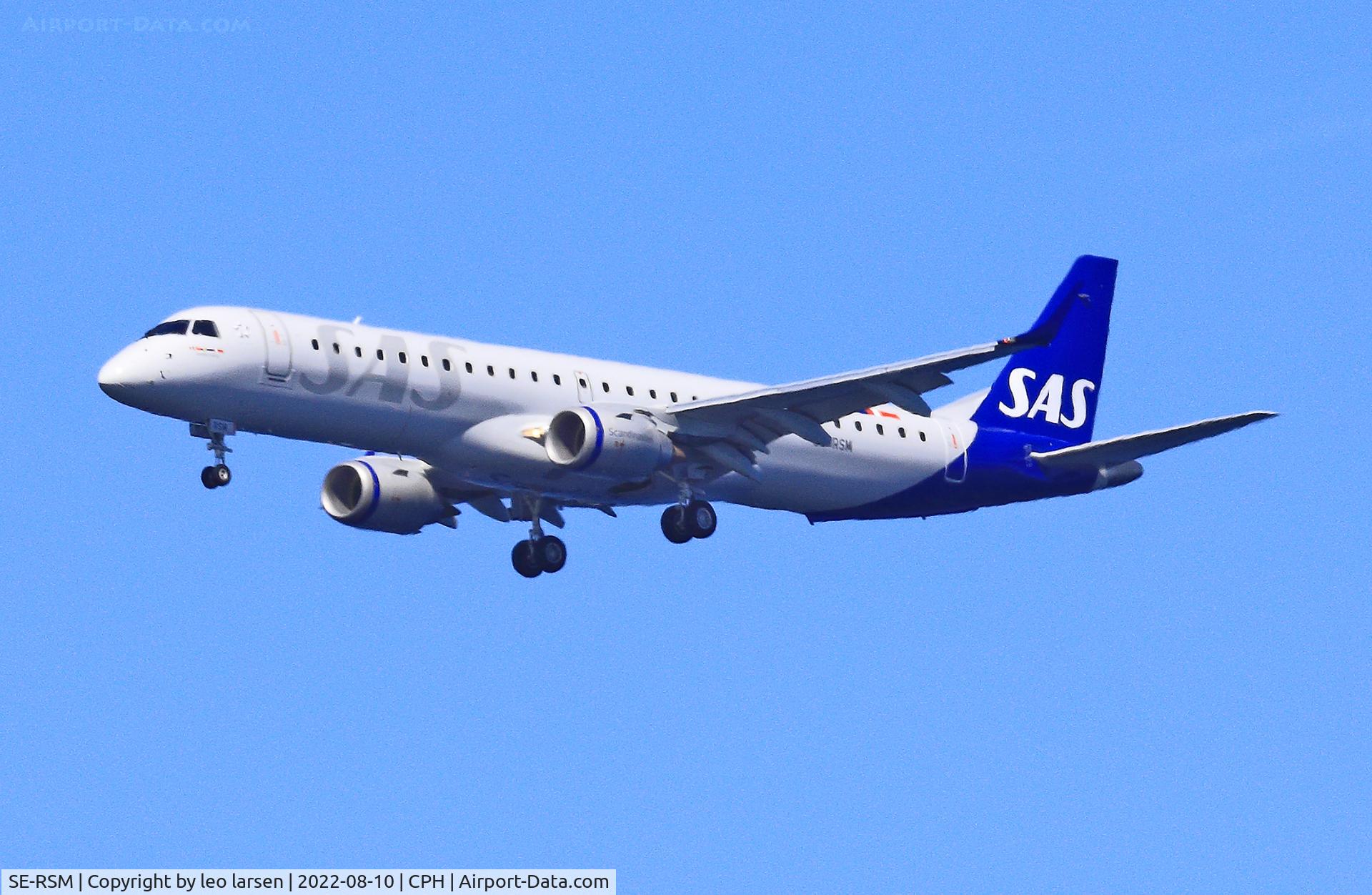 SE-RSM, 2007 Embraer ERJ 190-200LR (ERJ 195LR) C/N 1900053, Copenhagen 10.8.2022 app to R-22R
