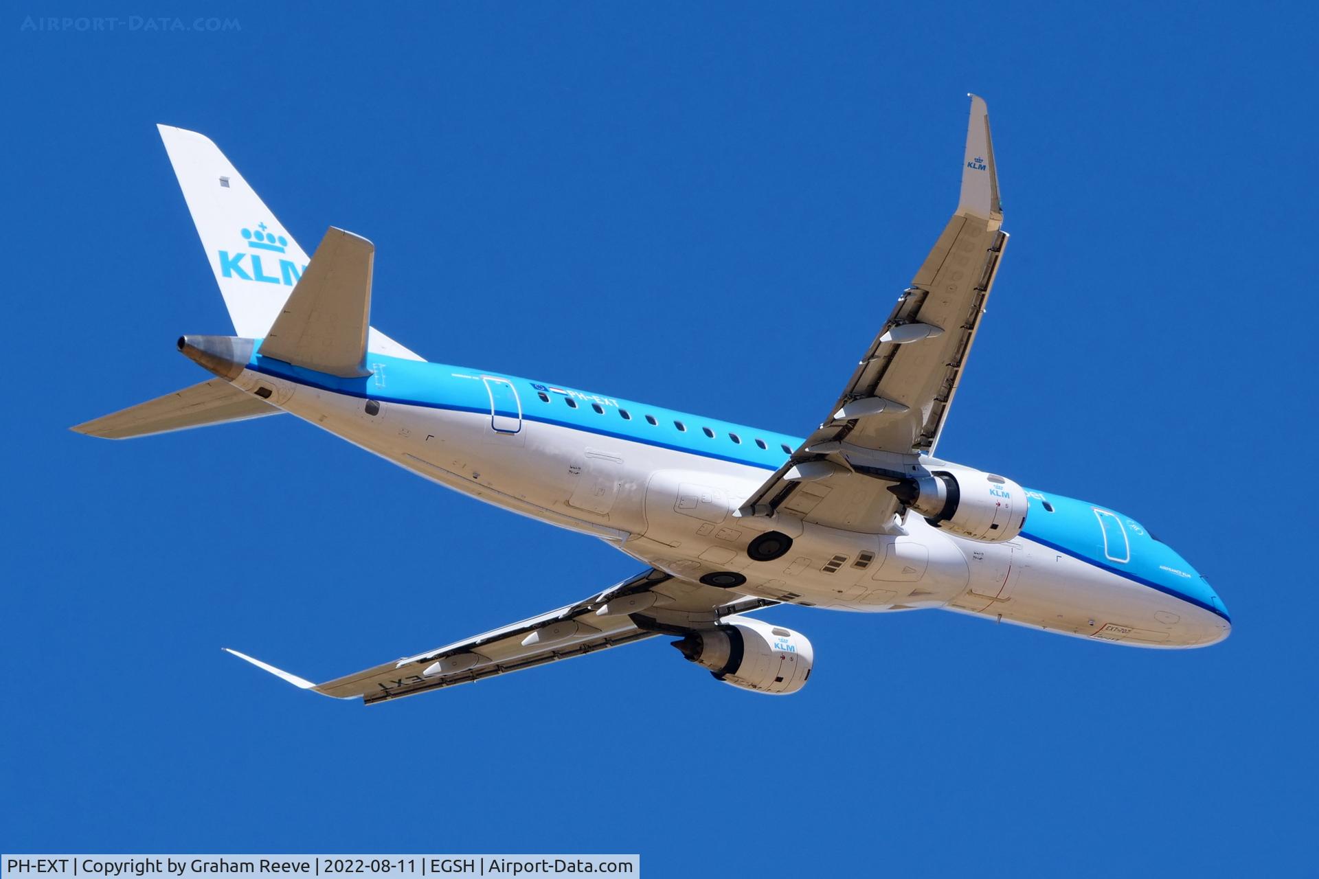 PH-EXT, 2018 Embraer ERJ-175STD (ERJ-170-200) C/N 17000707, Departing from Norwich.