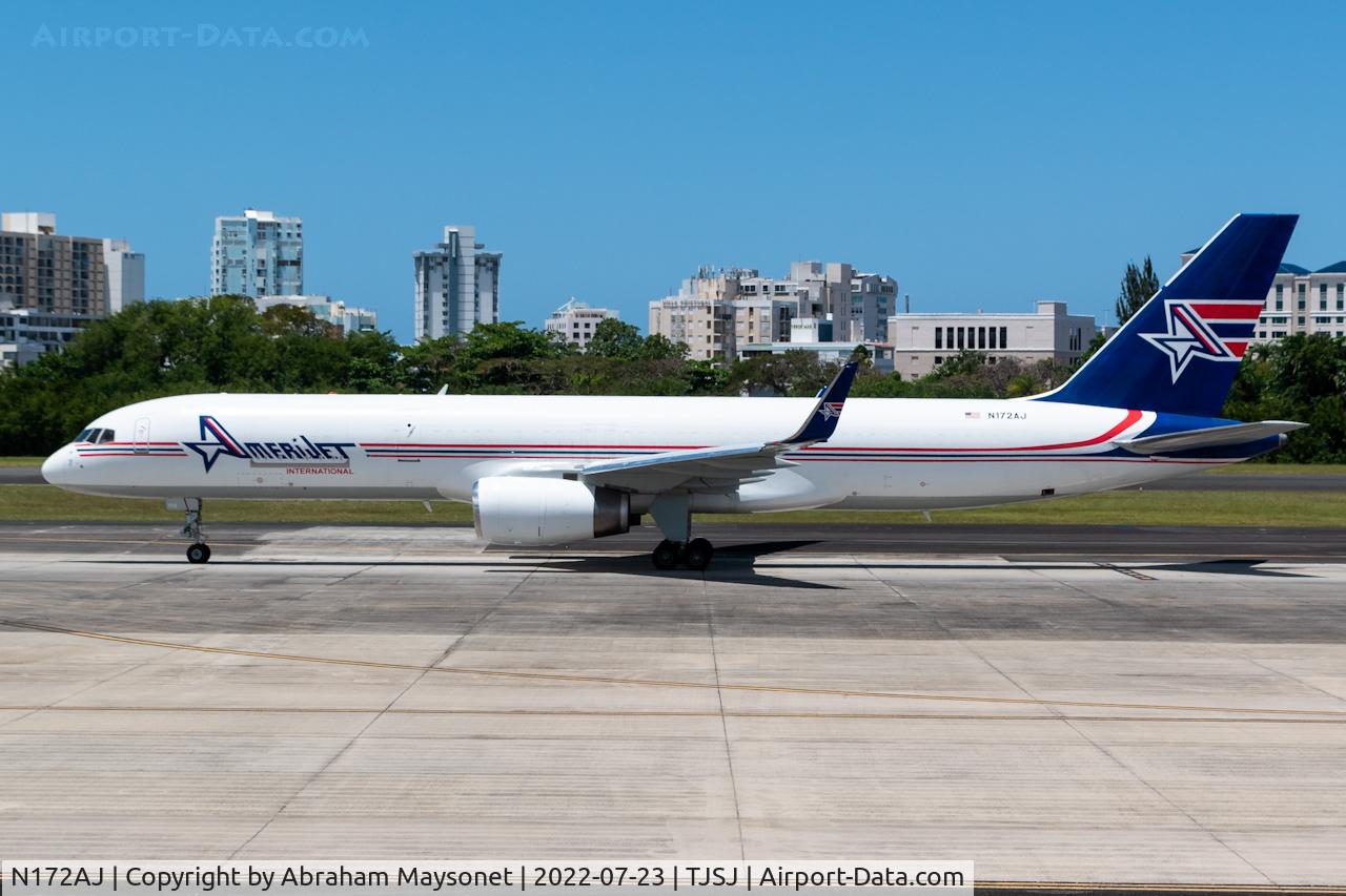 N172AJ, 2002 Boeing 757-223 C/N 32400, Now belongs to Amerijet Internacional Crew