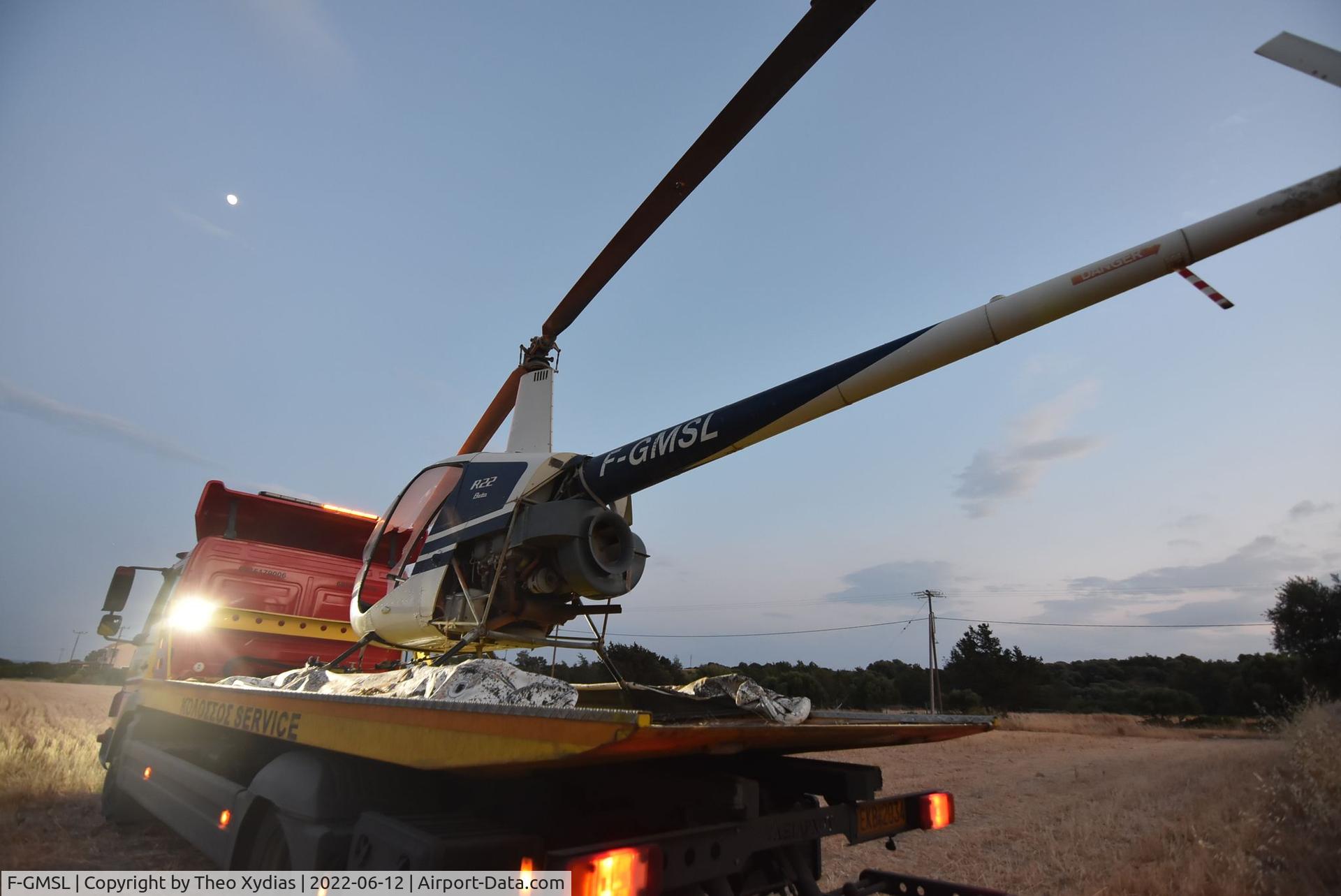 F-GMSL, 1992 Robinson R22 Beta C/N 2216, Loaded on Tow truck after gipsies tryed to scrap it moved it to safer location after we inform the police