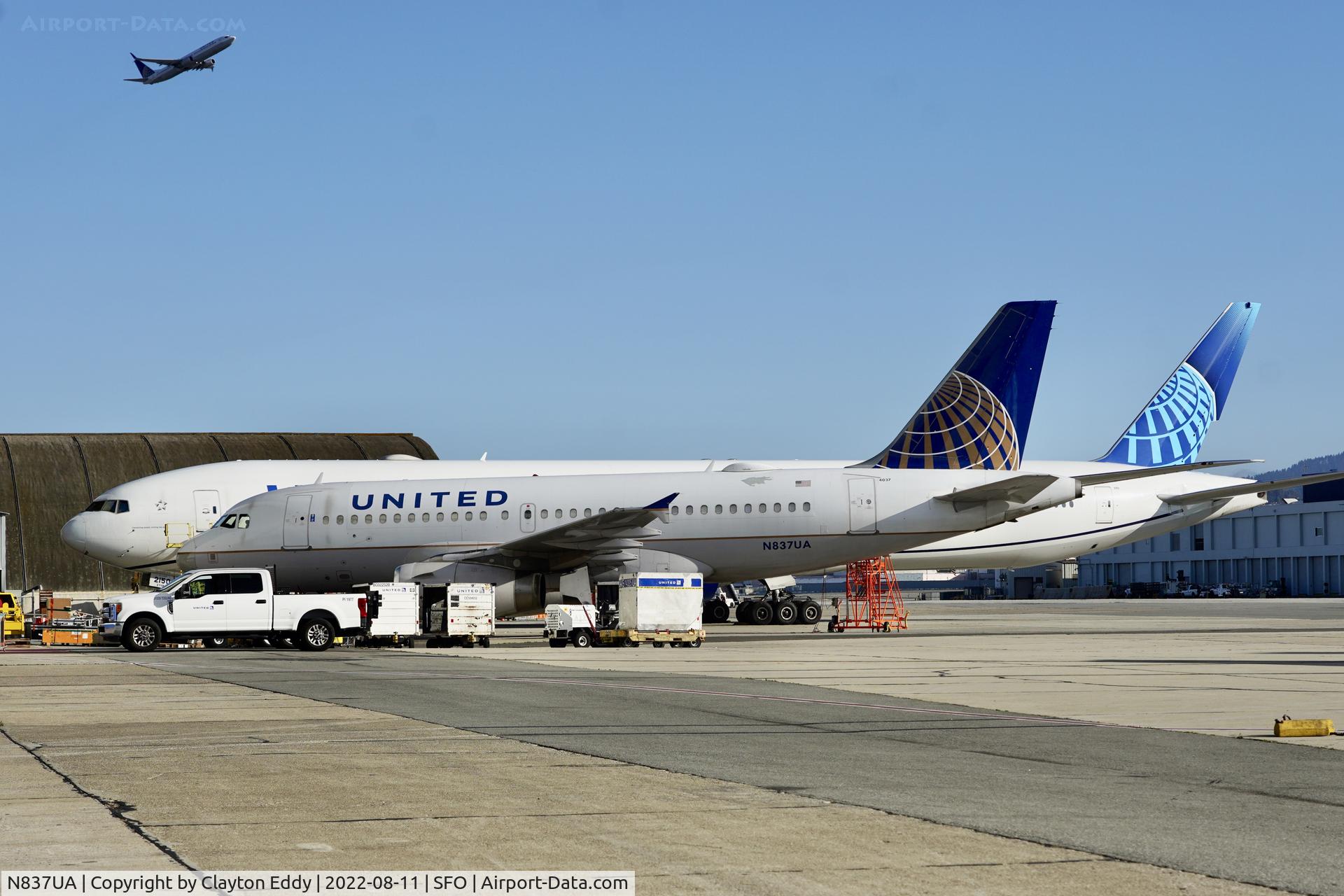 N837UA, 2001 Airbus A319-131 C/N 1474, SFO 2022.