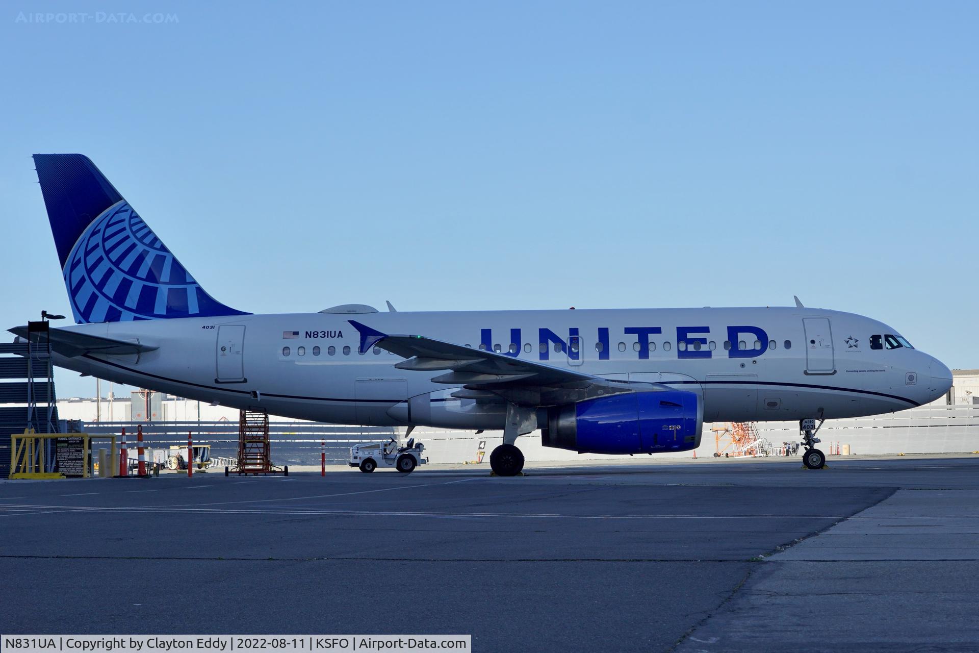 N831UA, 2000 Airbus A319-131 C/N 1291, SFO 2022.