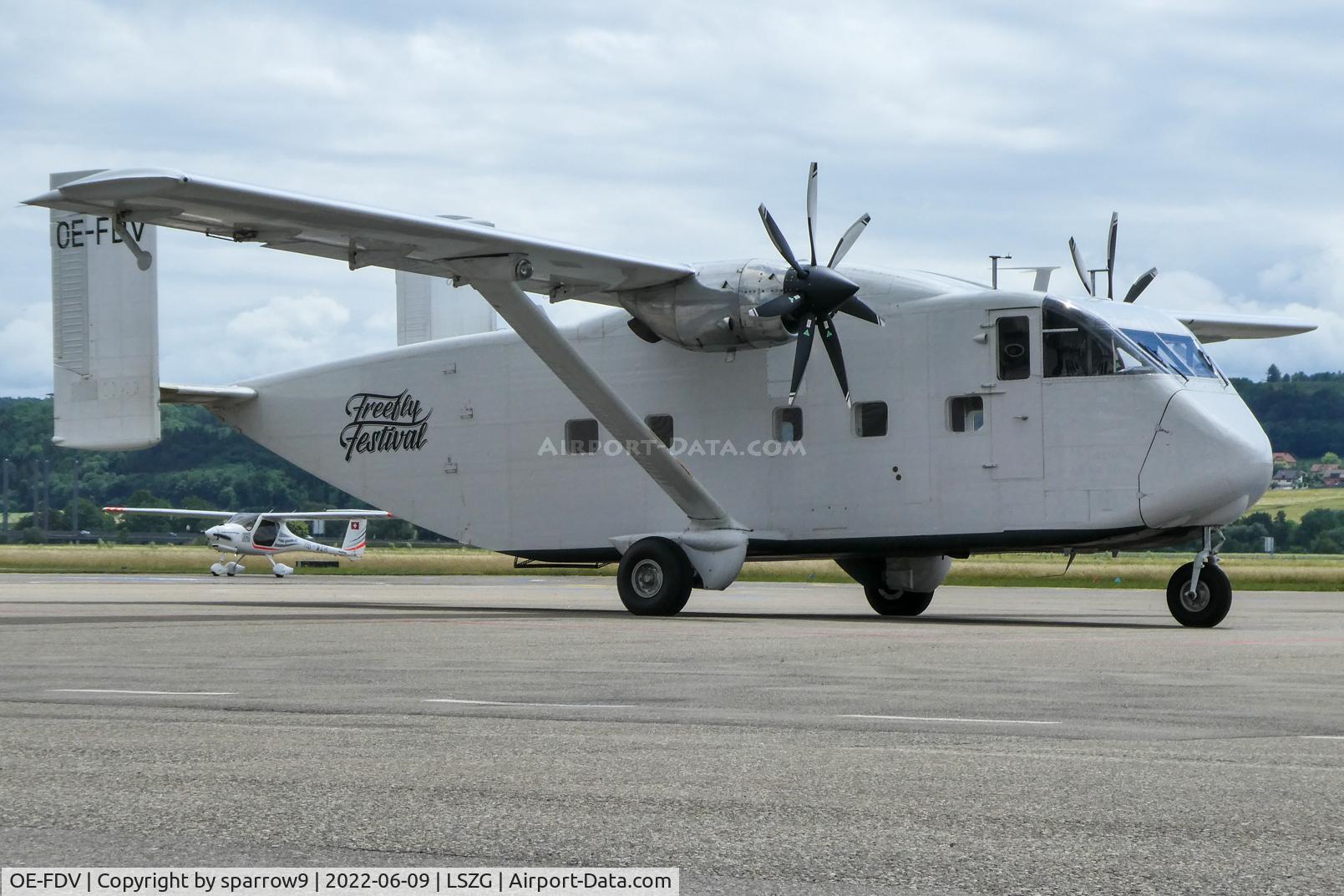OE-FDV, 1970 Short SC-7 Skyvan (3M-400) C/N SH.1881, At Grenchen for para-dropping